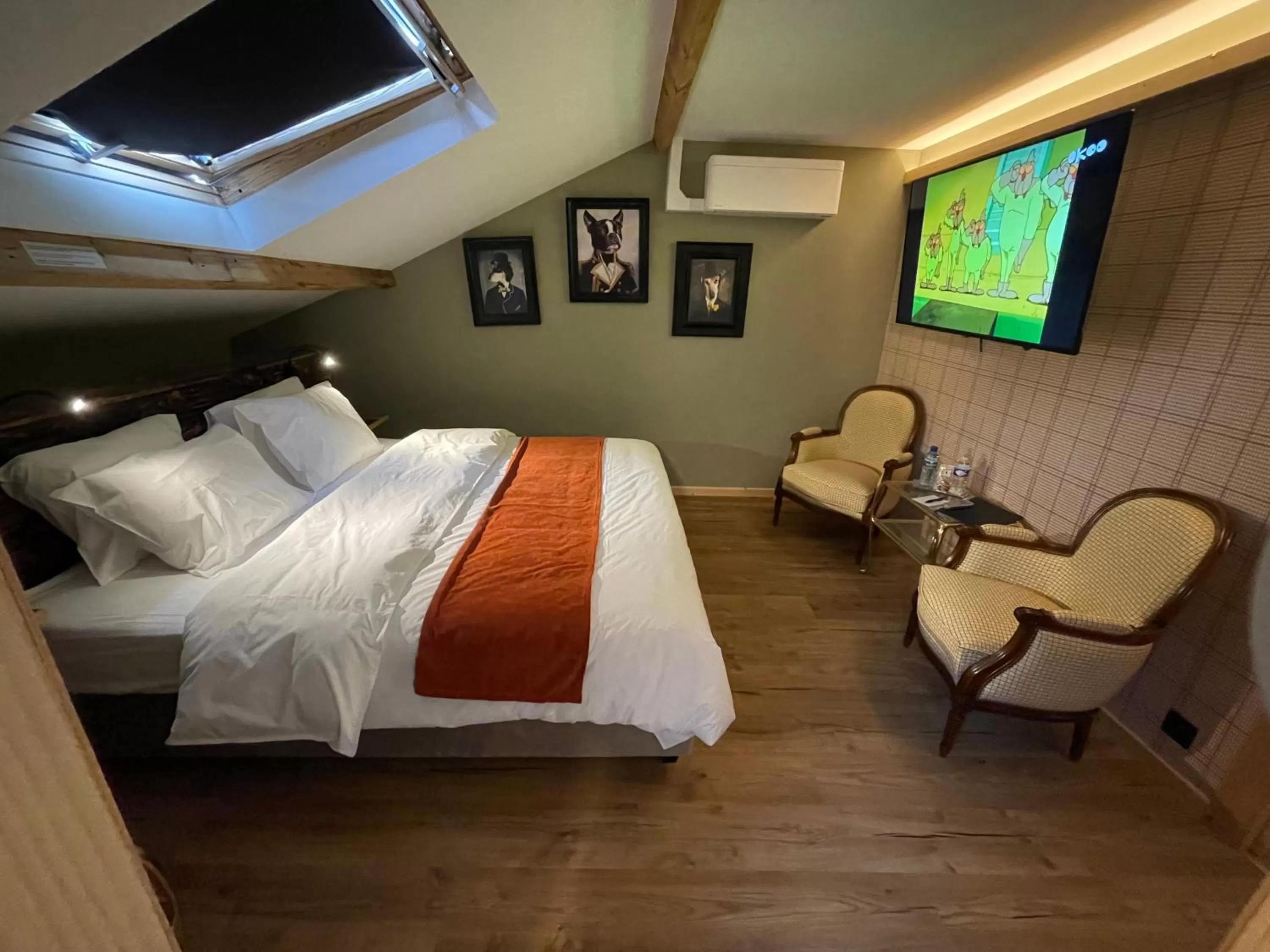 Bed in Hôtel Demelenne