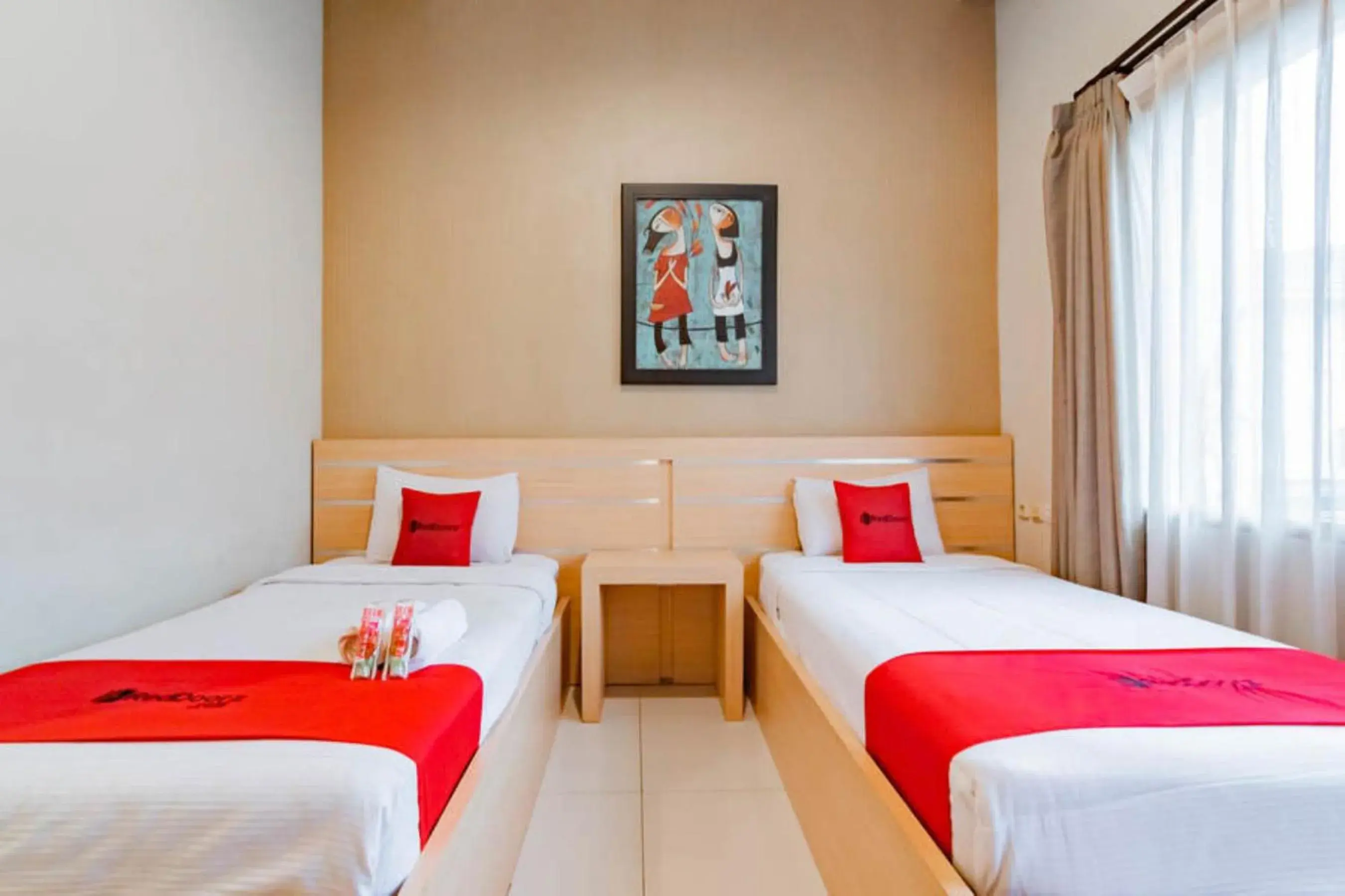 Bedroom, Bed in RedDoorz near Lembang Park & Zoo 2