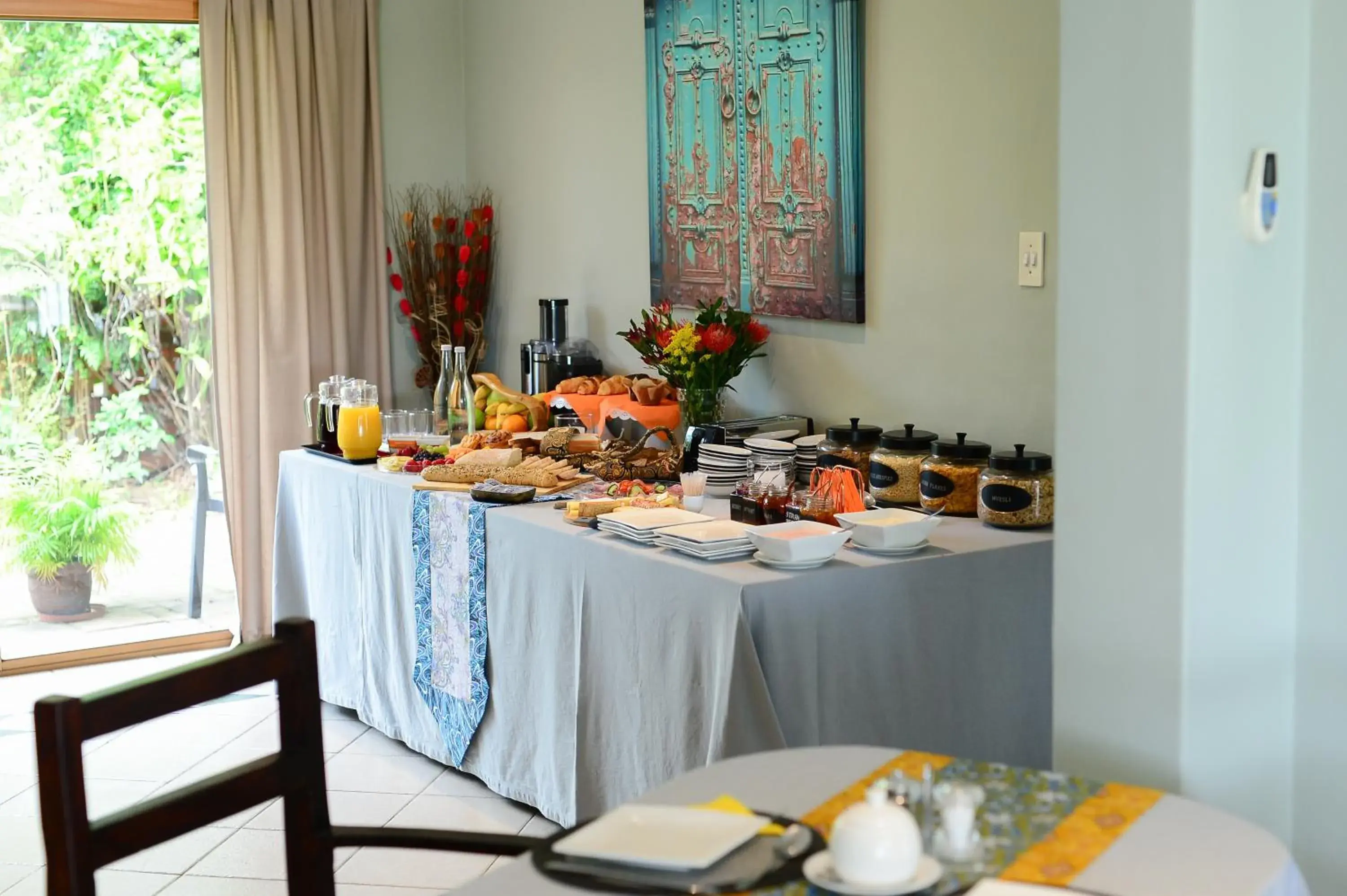 Breakfast in De Wingerd Wijnland Lodge Breakfast in De Wingerd Wijnland Lodge