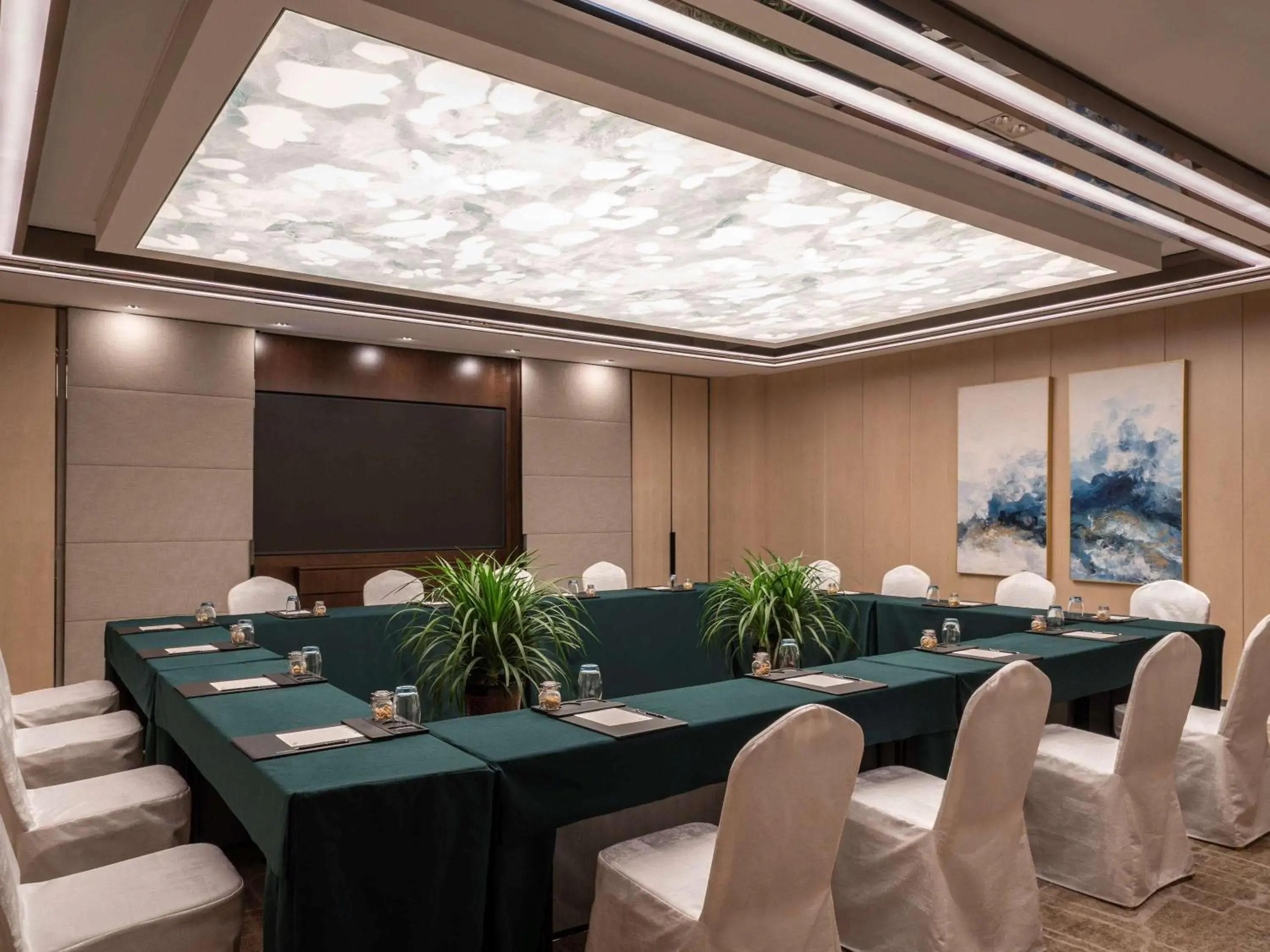 Meeting/conference room in Pullman Suzhou Zhonghui