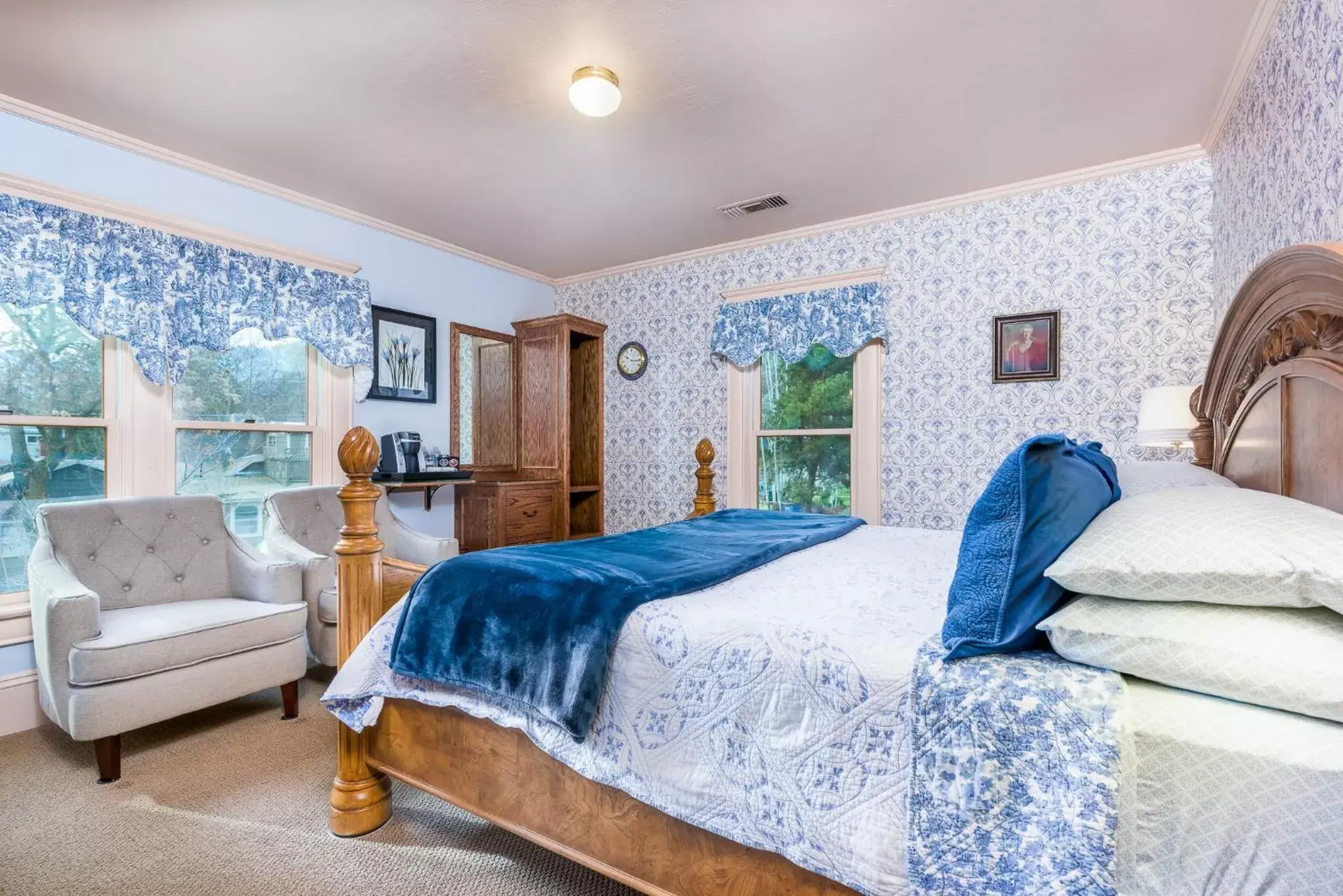Photo of the whole room, Bed in Abigail's Bed and Breakfast Inn