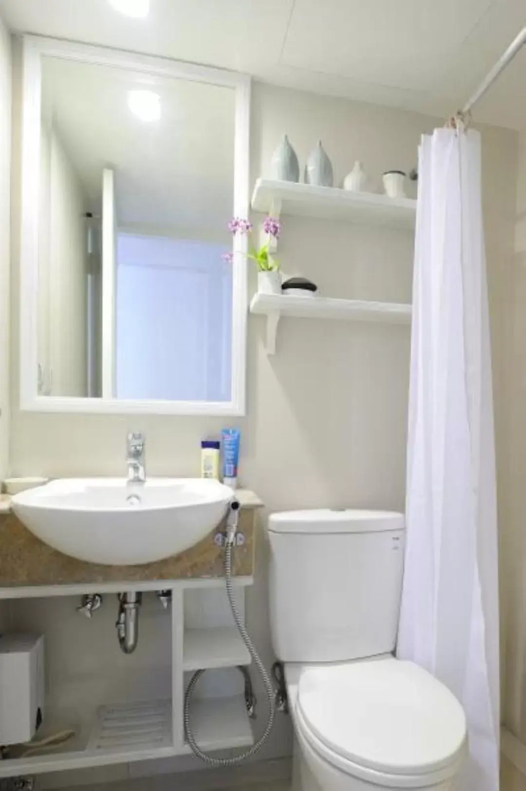 Shower, Bathroom in Sabai Sathorn Service Apartment