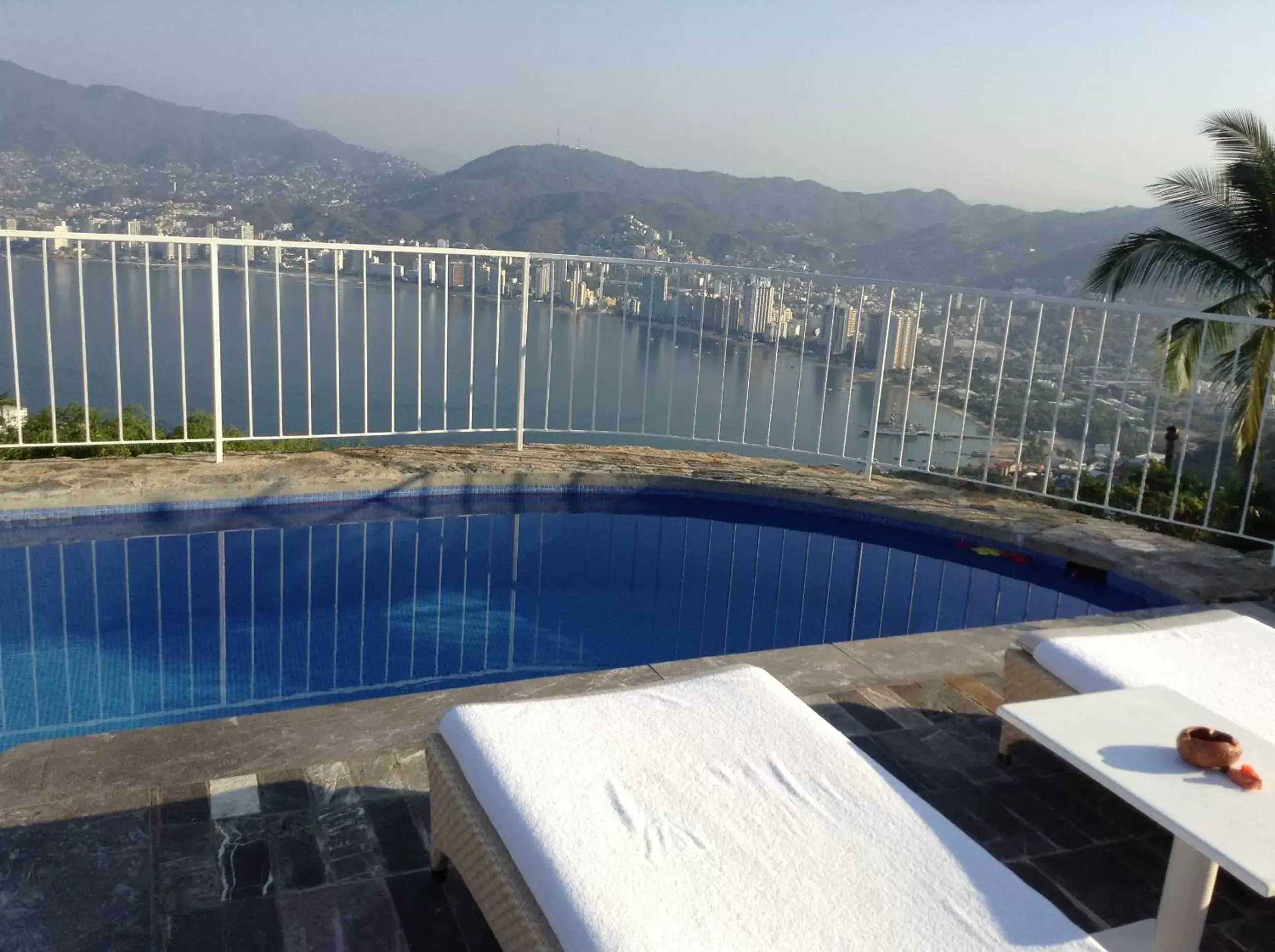 View (from property/room), Swimming Pool in Las Brisas Acapulco