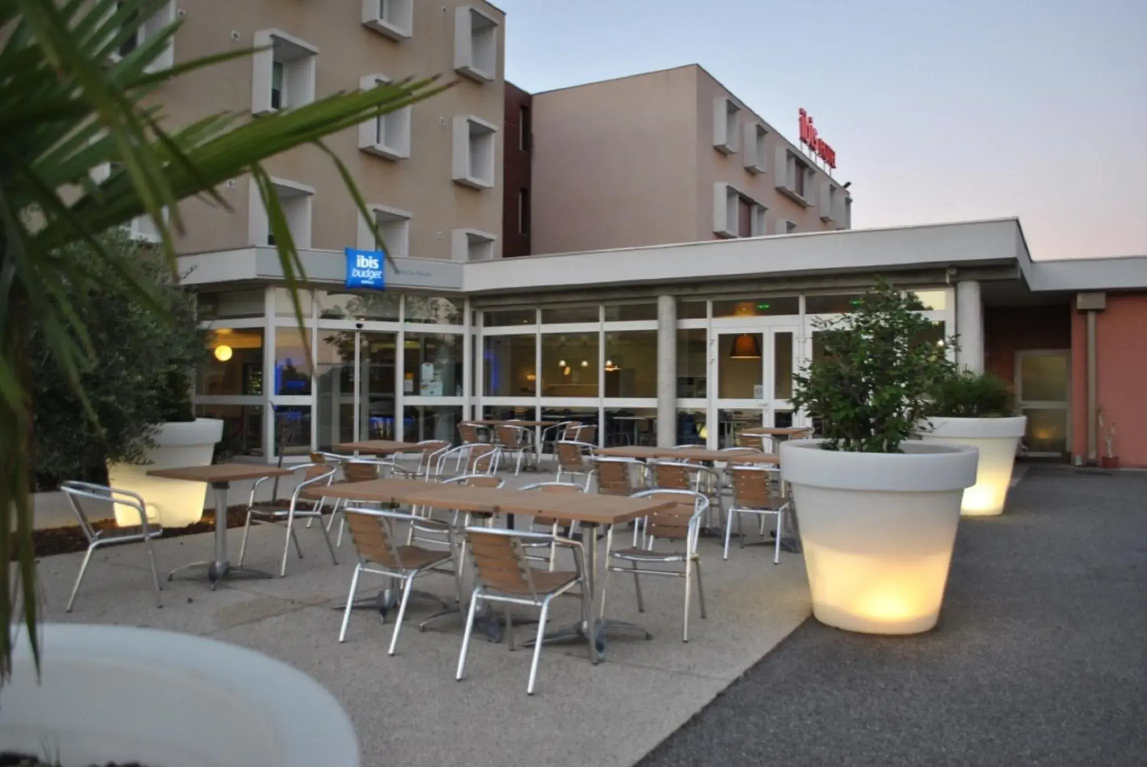 Patio in ibis budget Loriol Le Pouzin