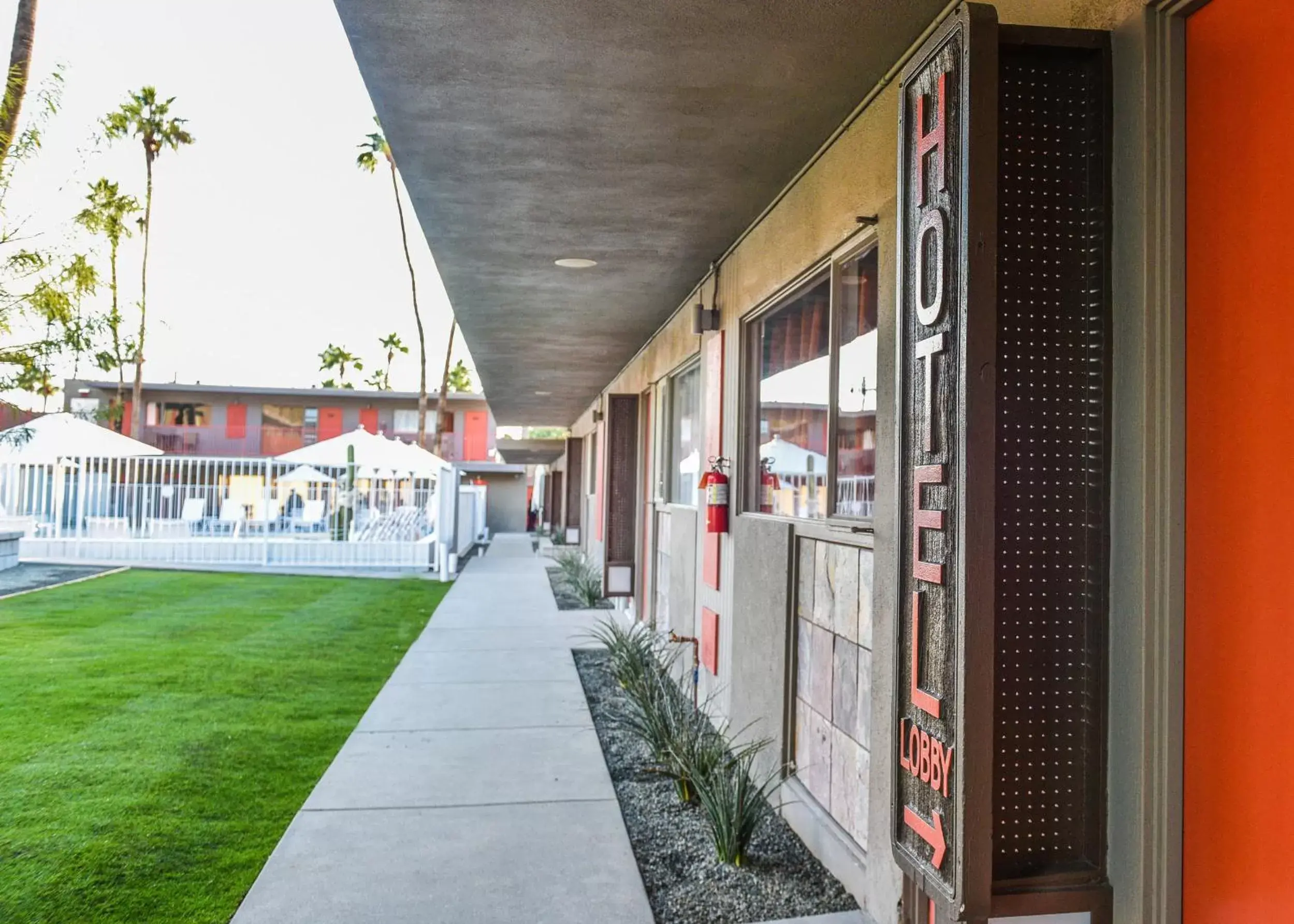 The Skylark, a Palm Springs Hotel