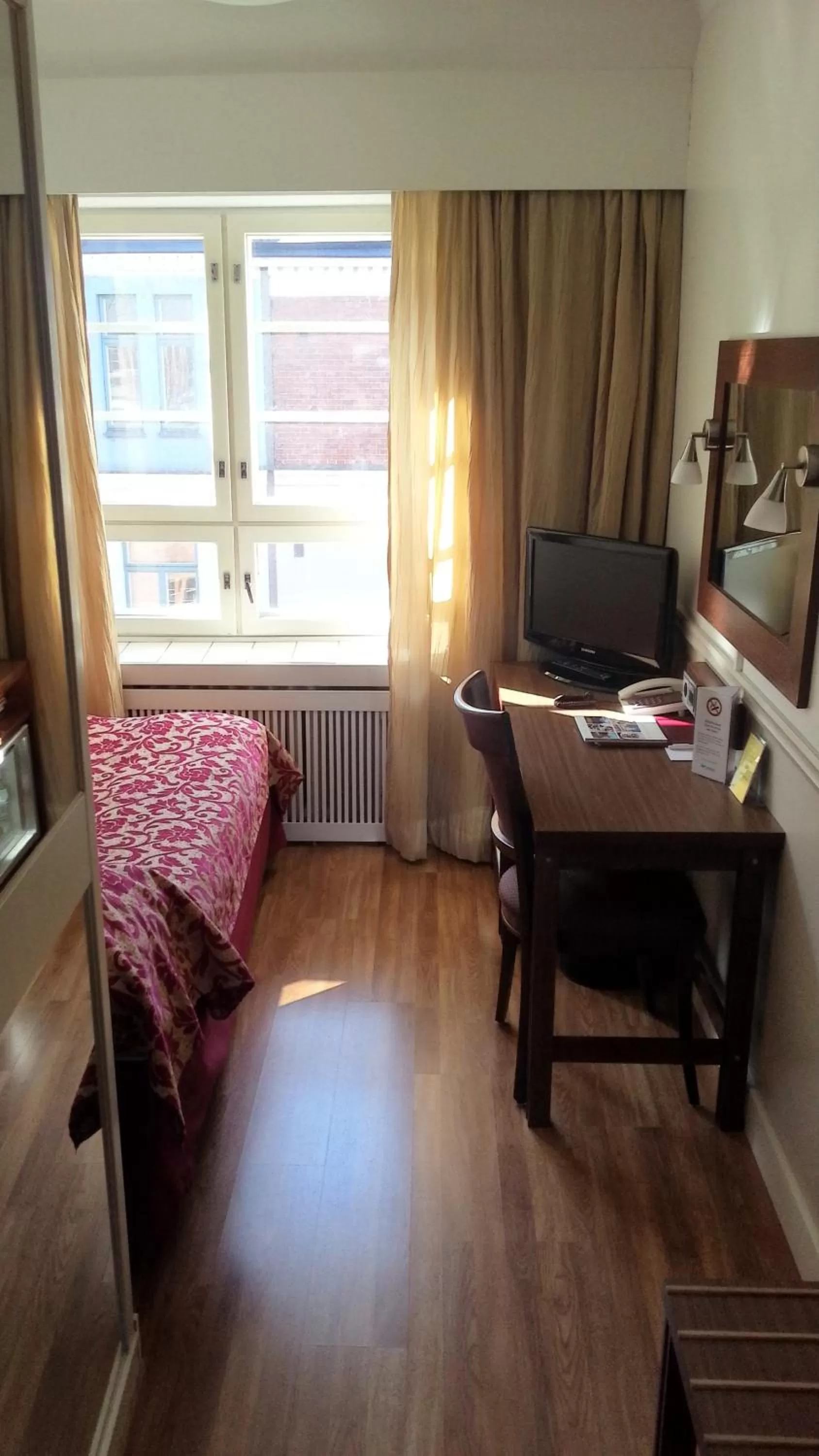 TV and multimedia in Hotel Anna