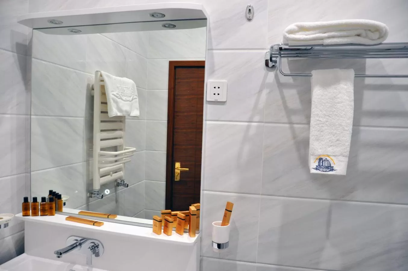 Parliament Palace Hotel