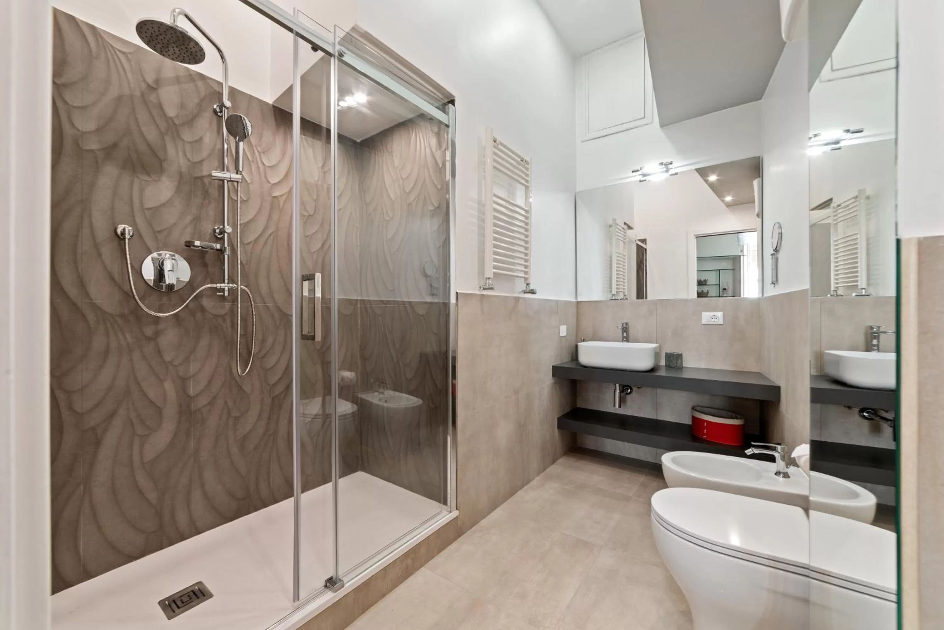 Bathroom in BMGA l ViaPaola43 Palace