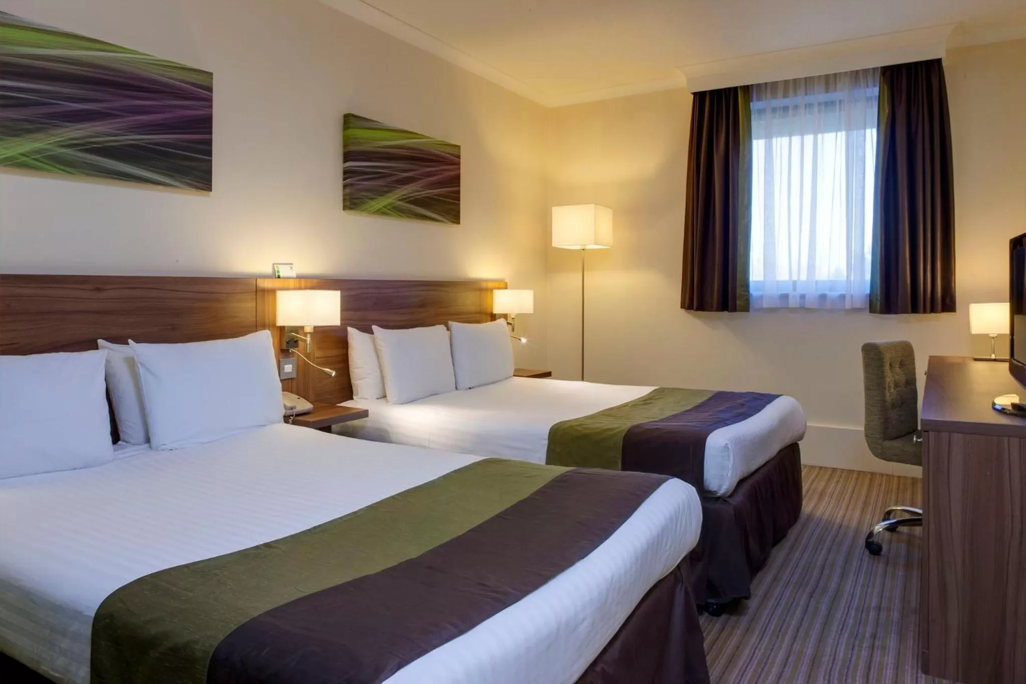 Photo of the whole room, Bed in Holiday Inn Leamington Spa - Warwick by IHG