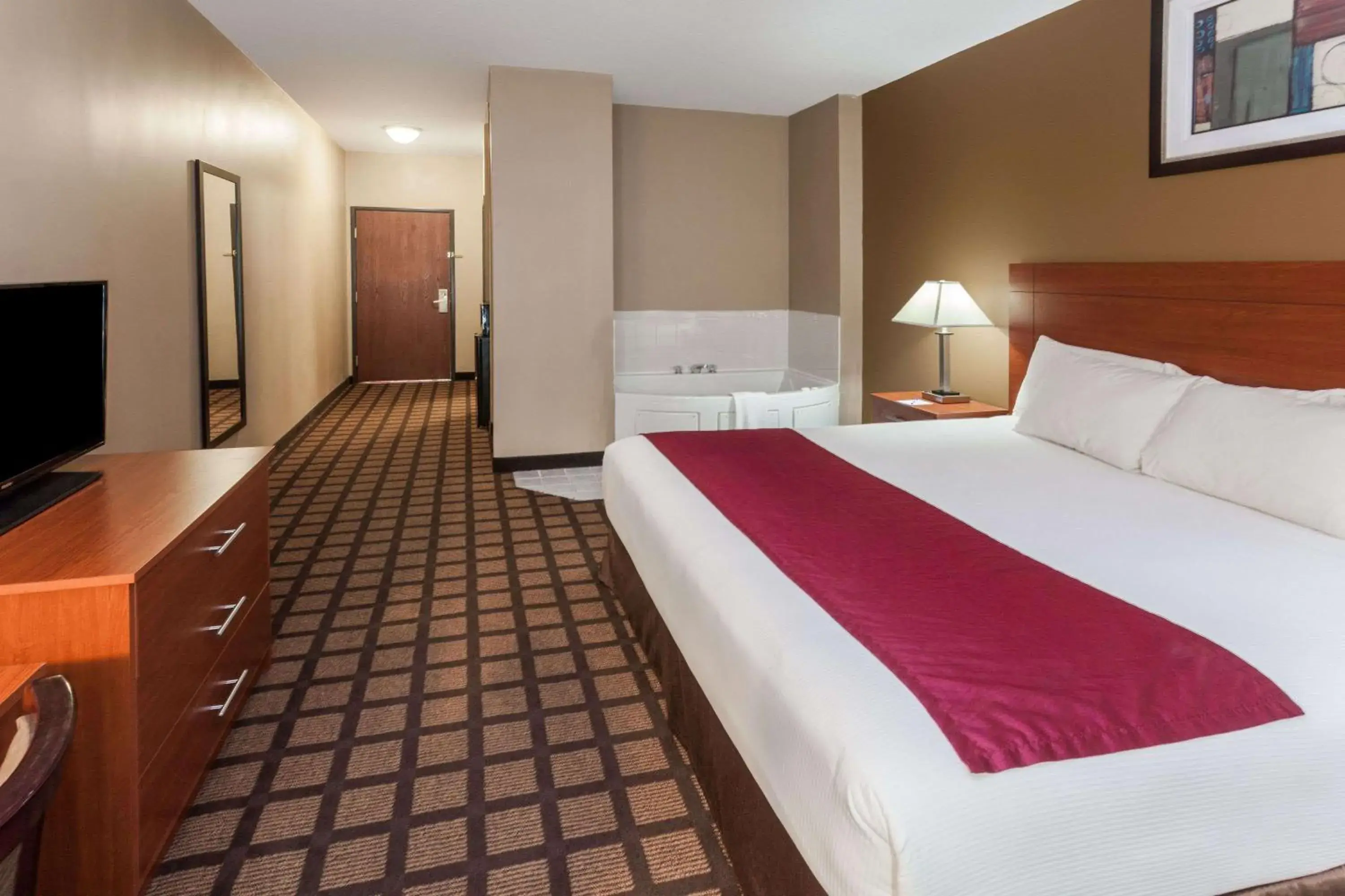 Photo of the whole room, Bed in Baymont by Wyndham New Buffalo Photo of the whole room, Bed in Baymont by Wyndham New Buffalo