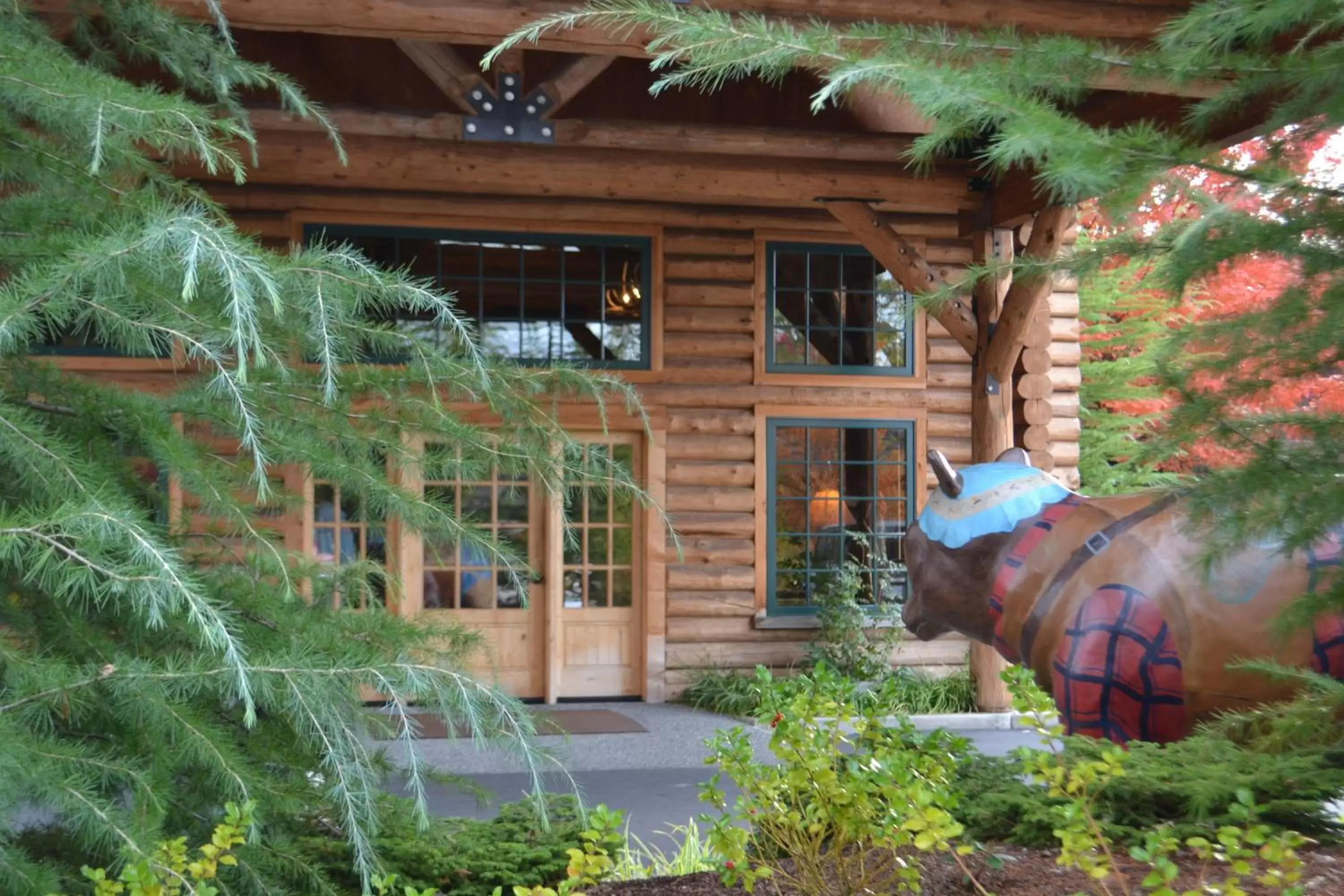 Facade/entrance in The Lodge at Riverside Facade/entrance in The Lodge at Riverside