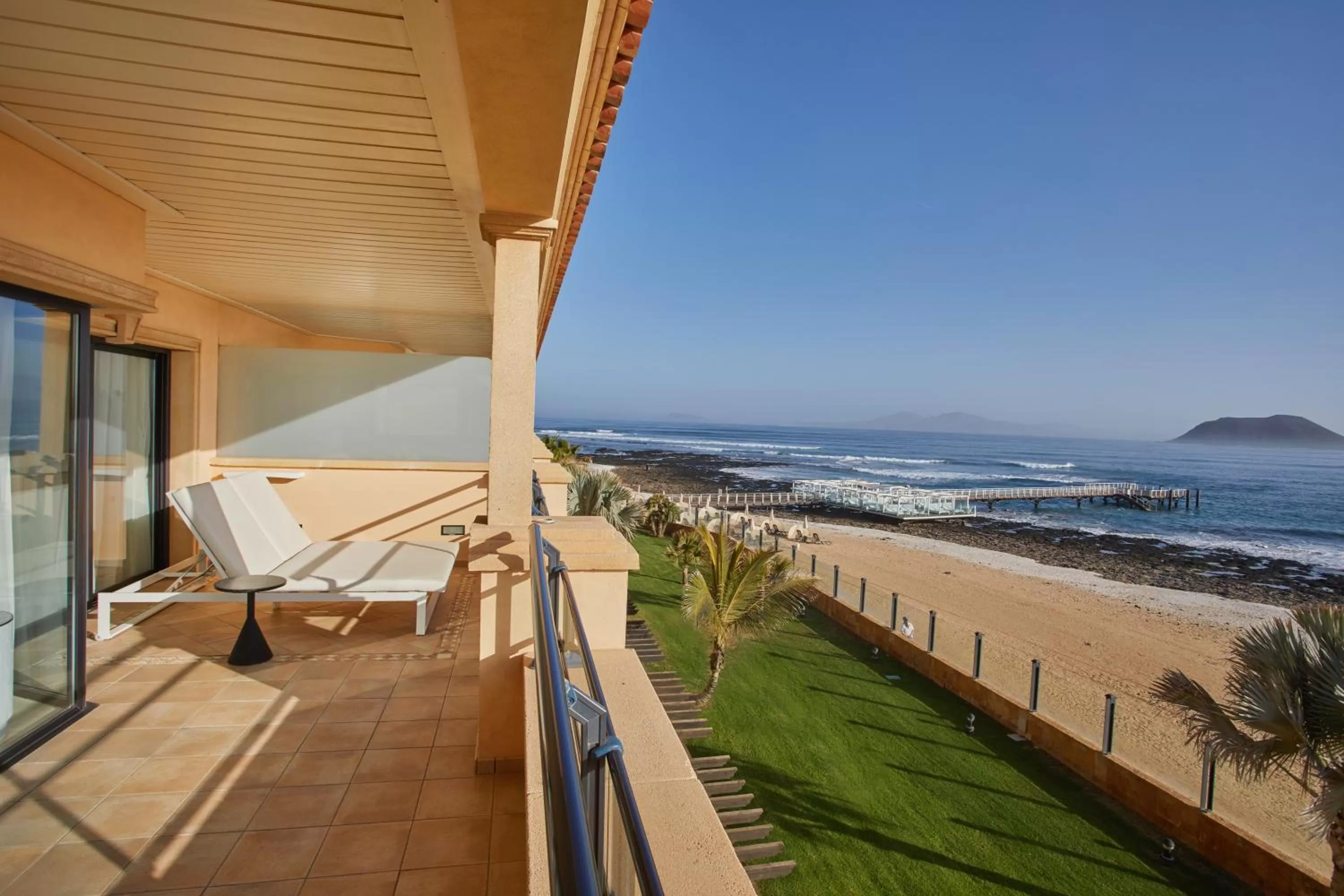 Preferred Club Suite Frontal Ocean View in Secrets Bahía Real Resort & Spa Adults only