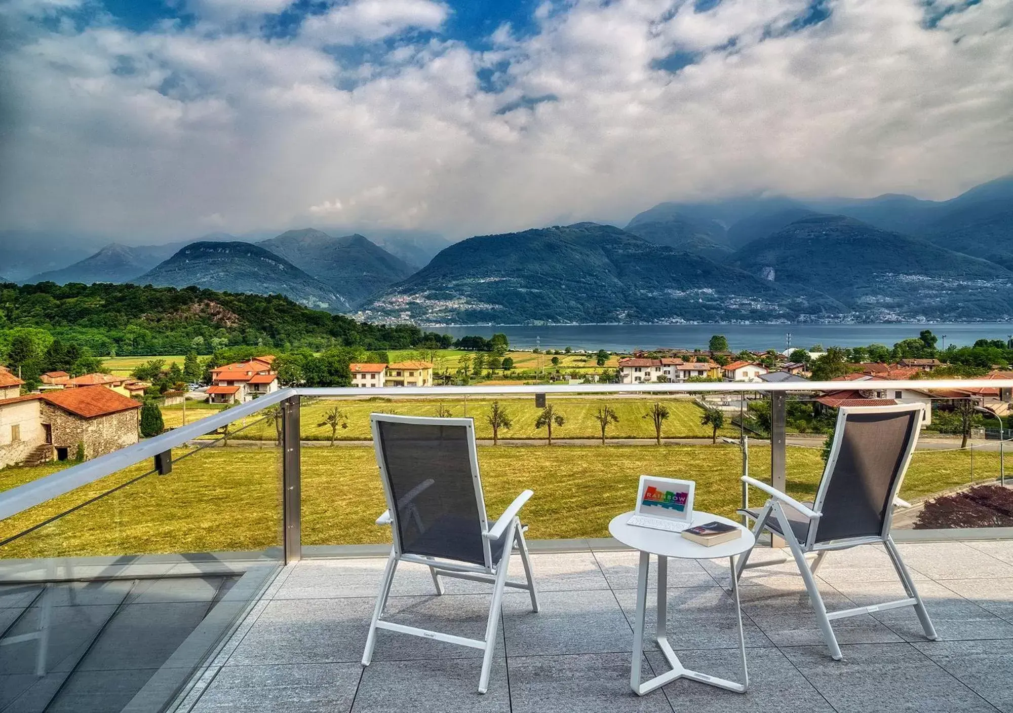 Day, Mountain View in Rainbow Holiday Apartments Lake Como