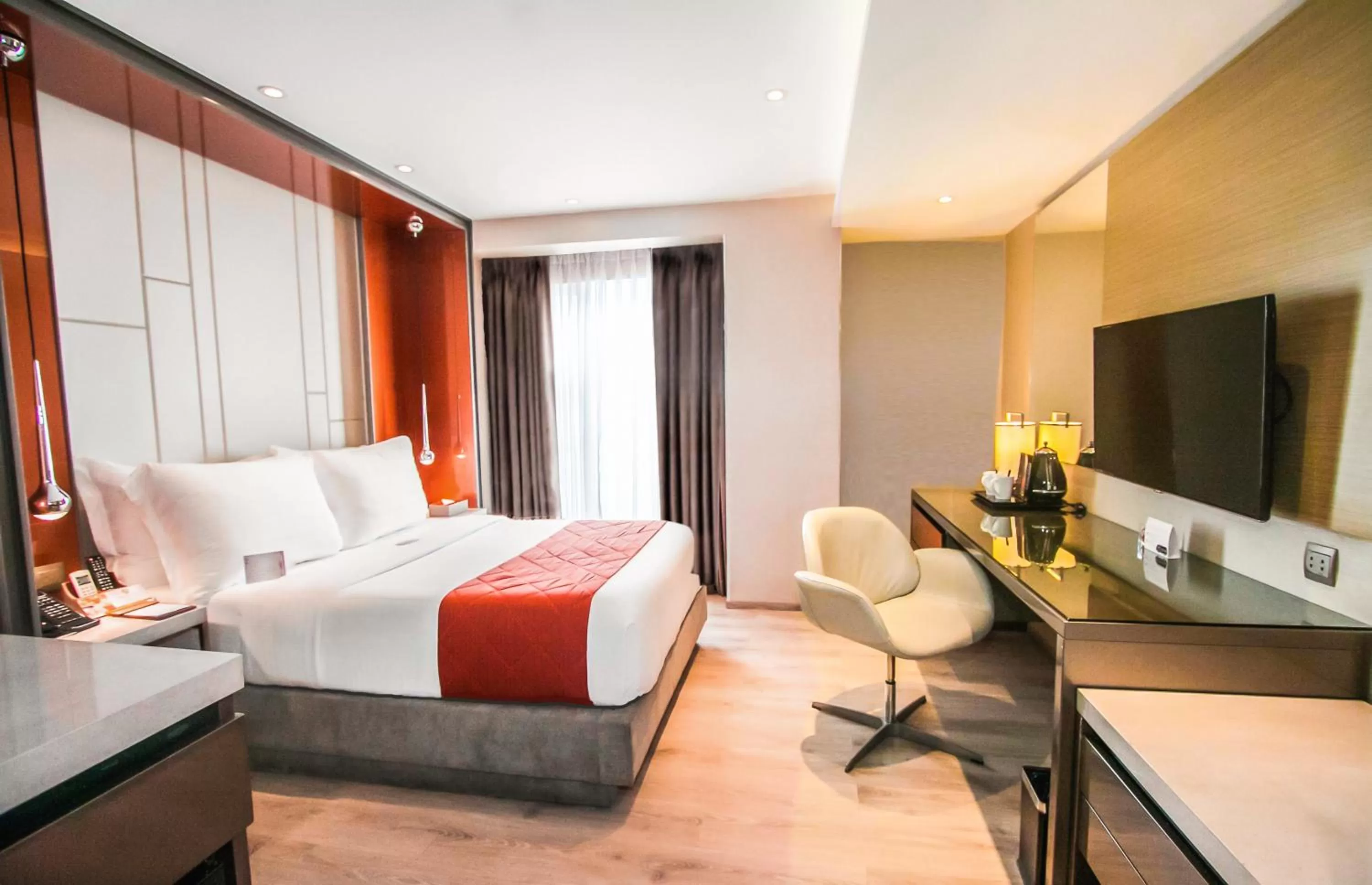 Photo of the whole room, Bed in Hotel XYZ