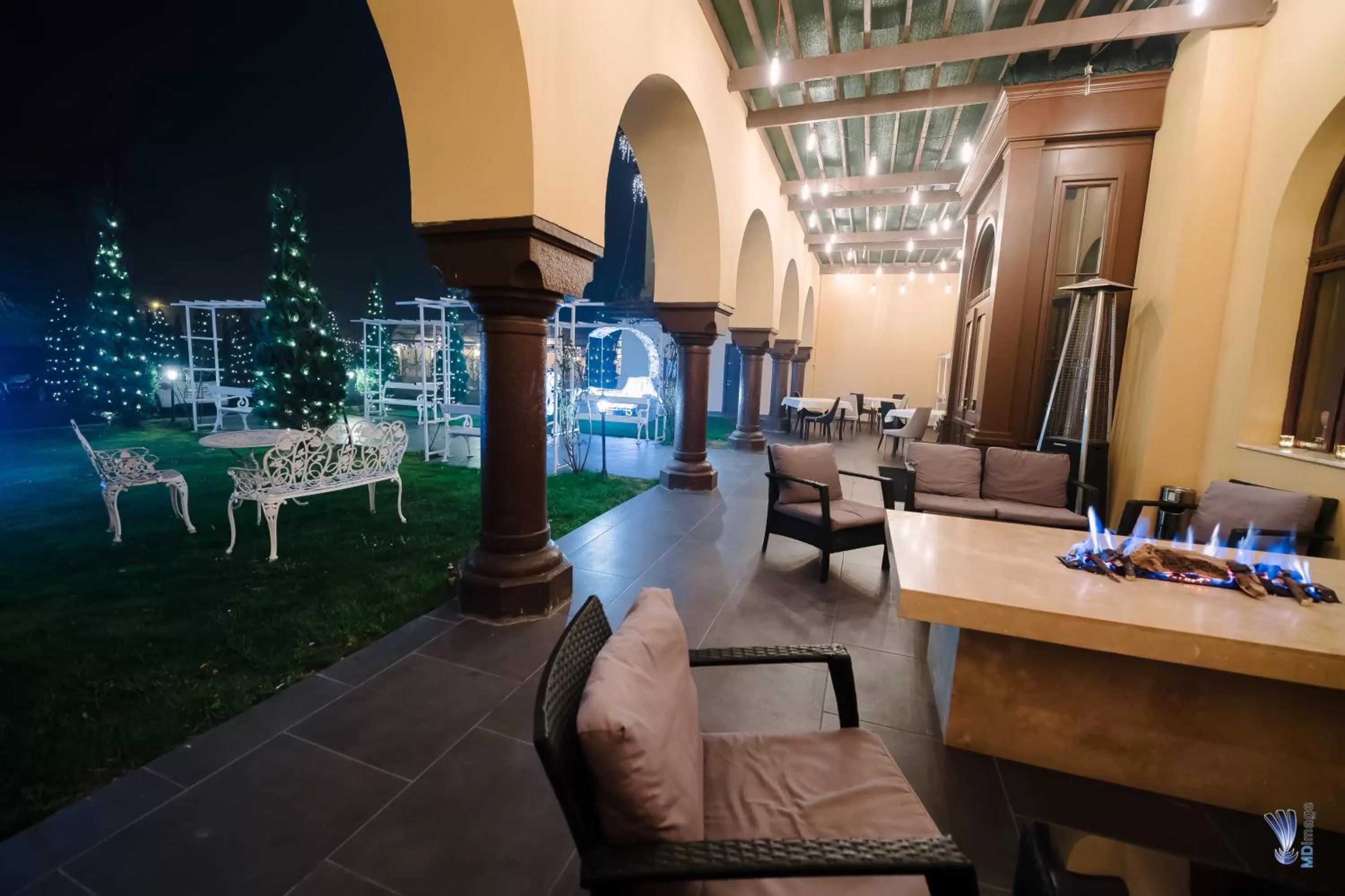Seating area in Hotel La Belle Epoque
