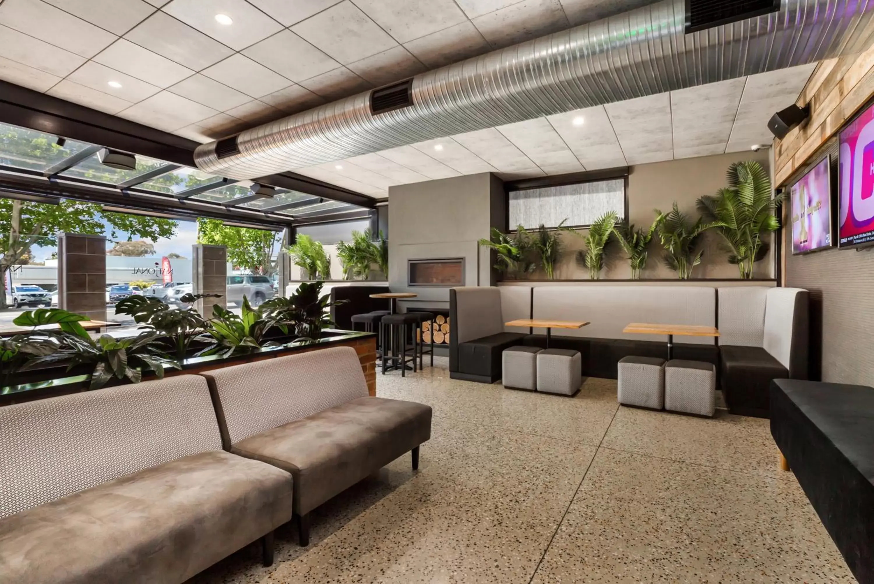 Lounge or bar, Lobby/Reception in National Hotel Complex Bendigo