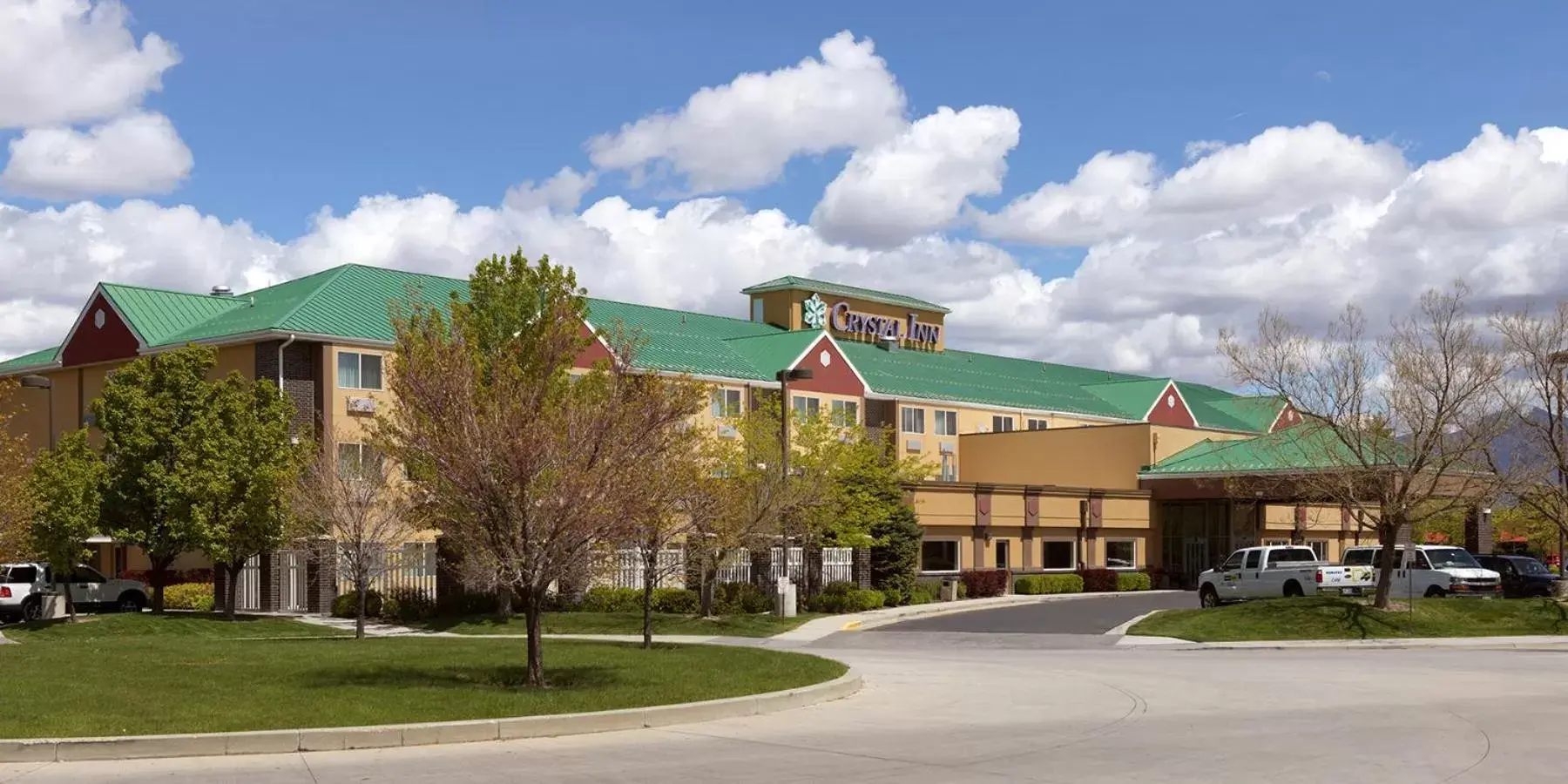 Property Building in Crystal Inn Hotel & Suites - West Valley City