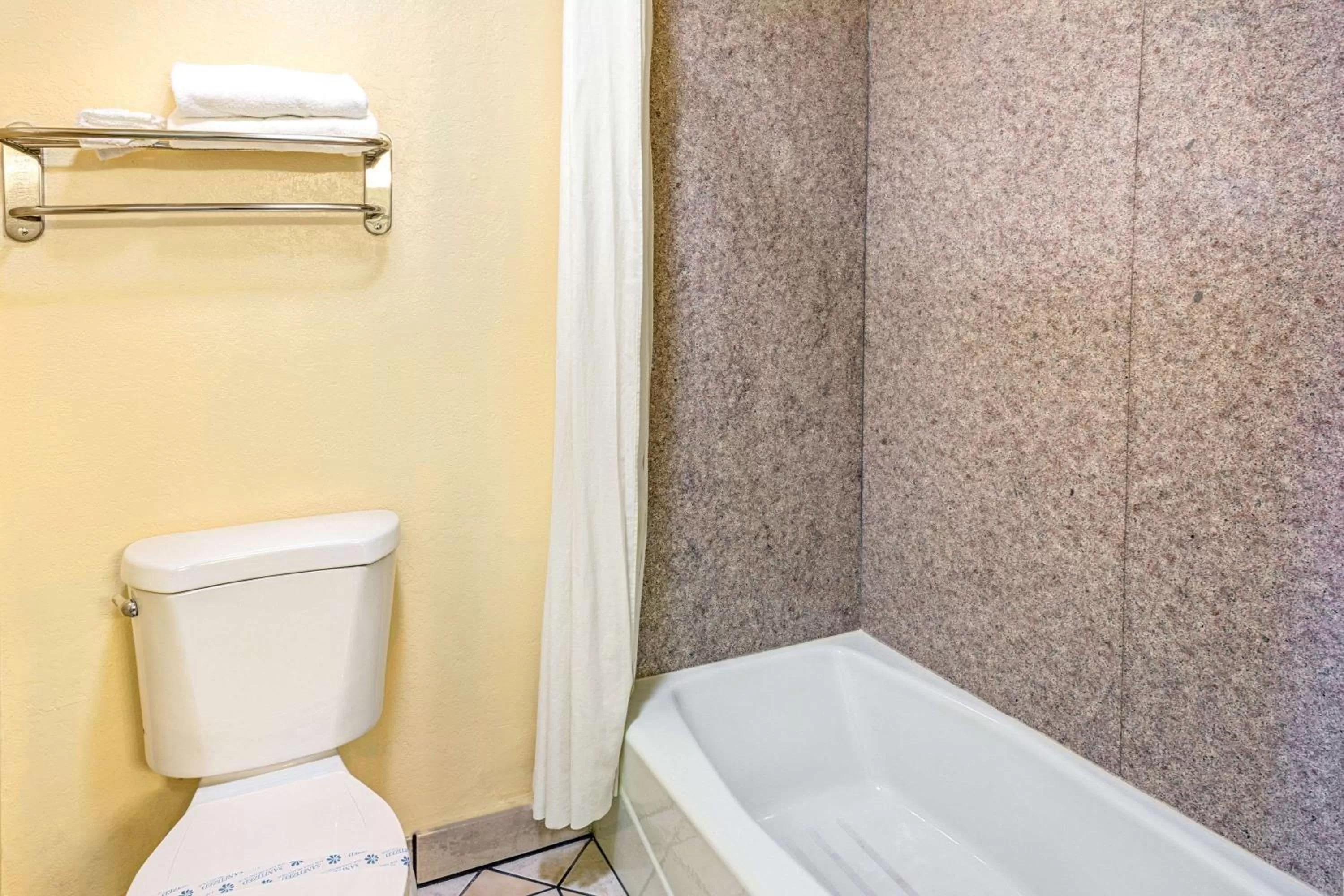 On site in Super 8 by Wyndham Yreka