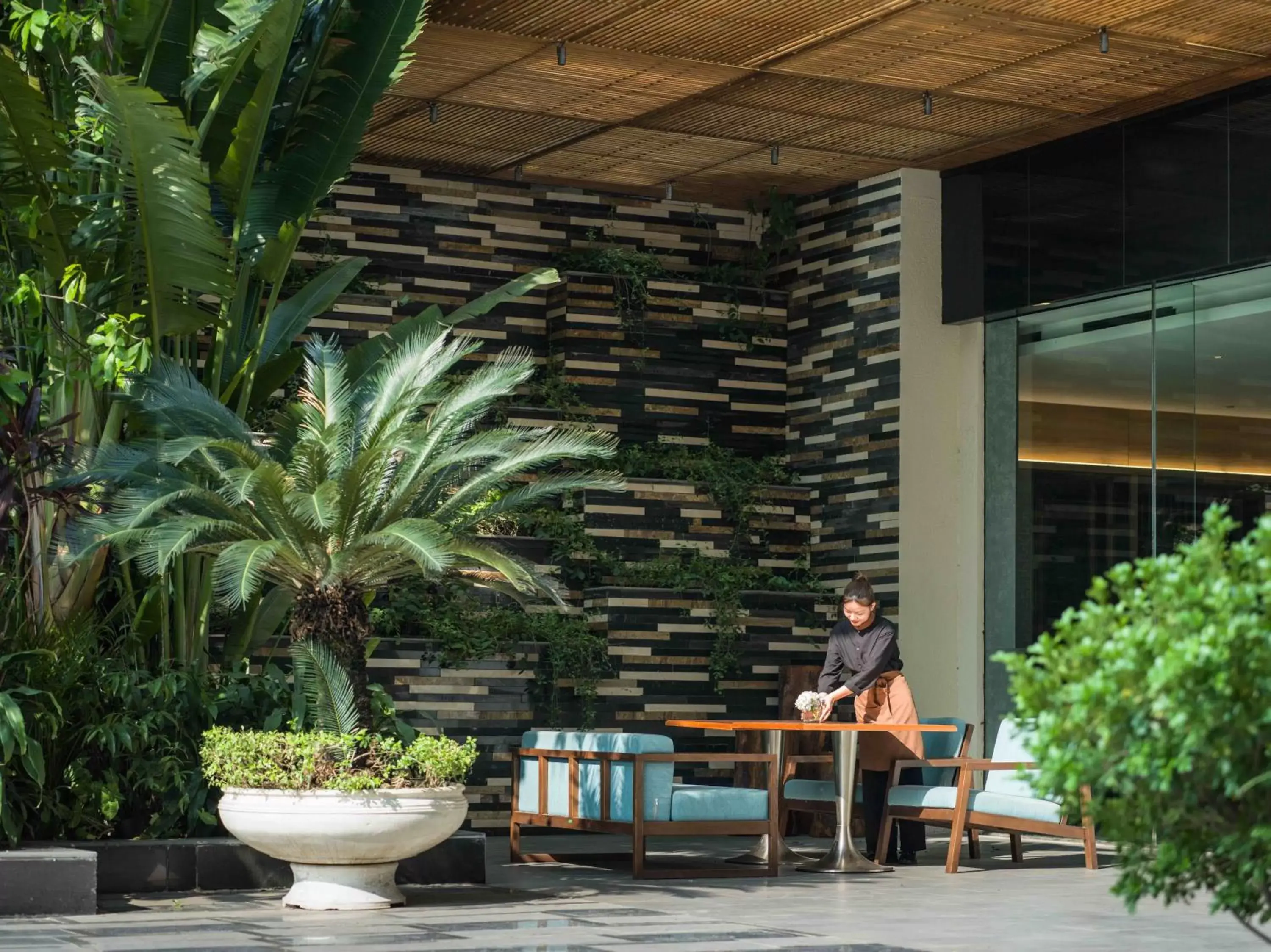 Restaurant/places to eat in Hyatt Regency West Hanoi