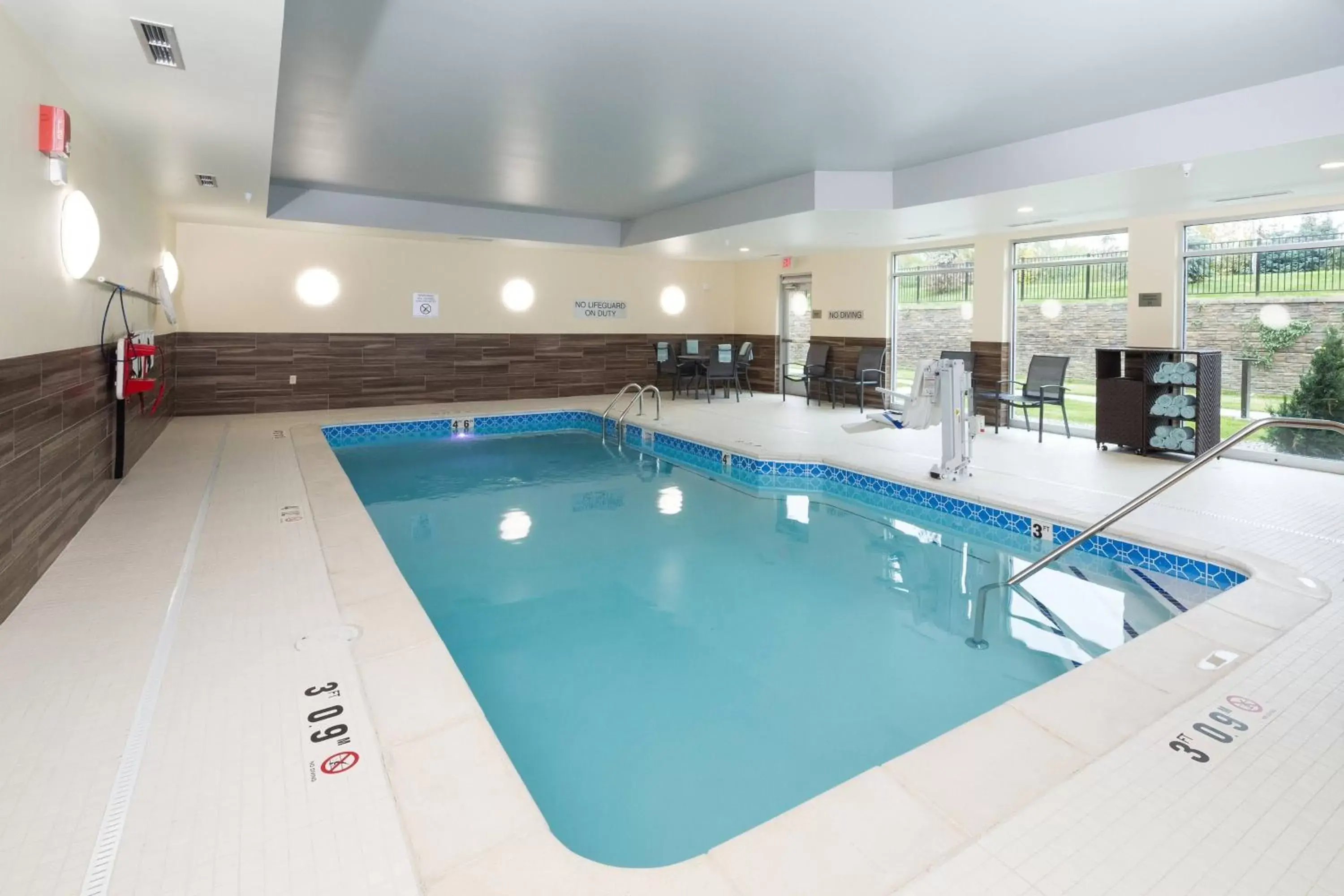 Swimming Pool in Fairfield Inn & Suites by Marriott Detroit Chesterfield
