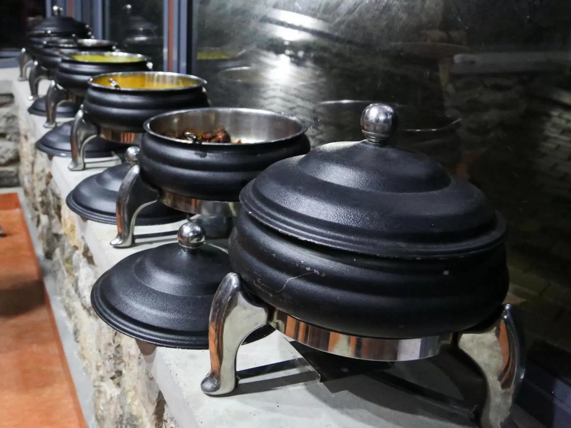 Breakfast, Kitchen/Kitchenette in Ottway Hills Near Mattupetty Dam