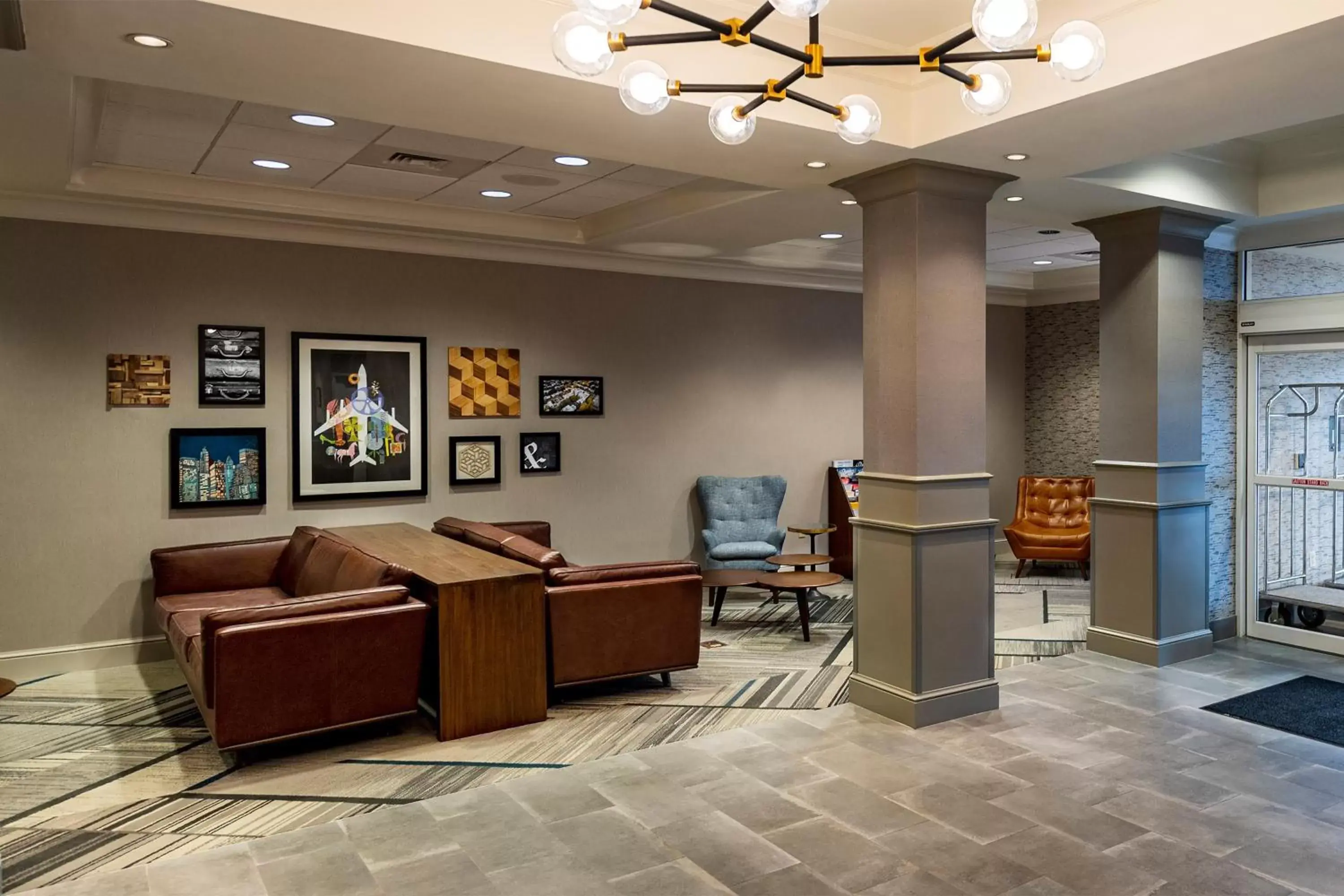 Lobby or reception, Lobby/Reception in Four Points by Sheraton St. Louis - Fairview Heights