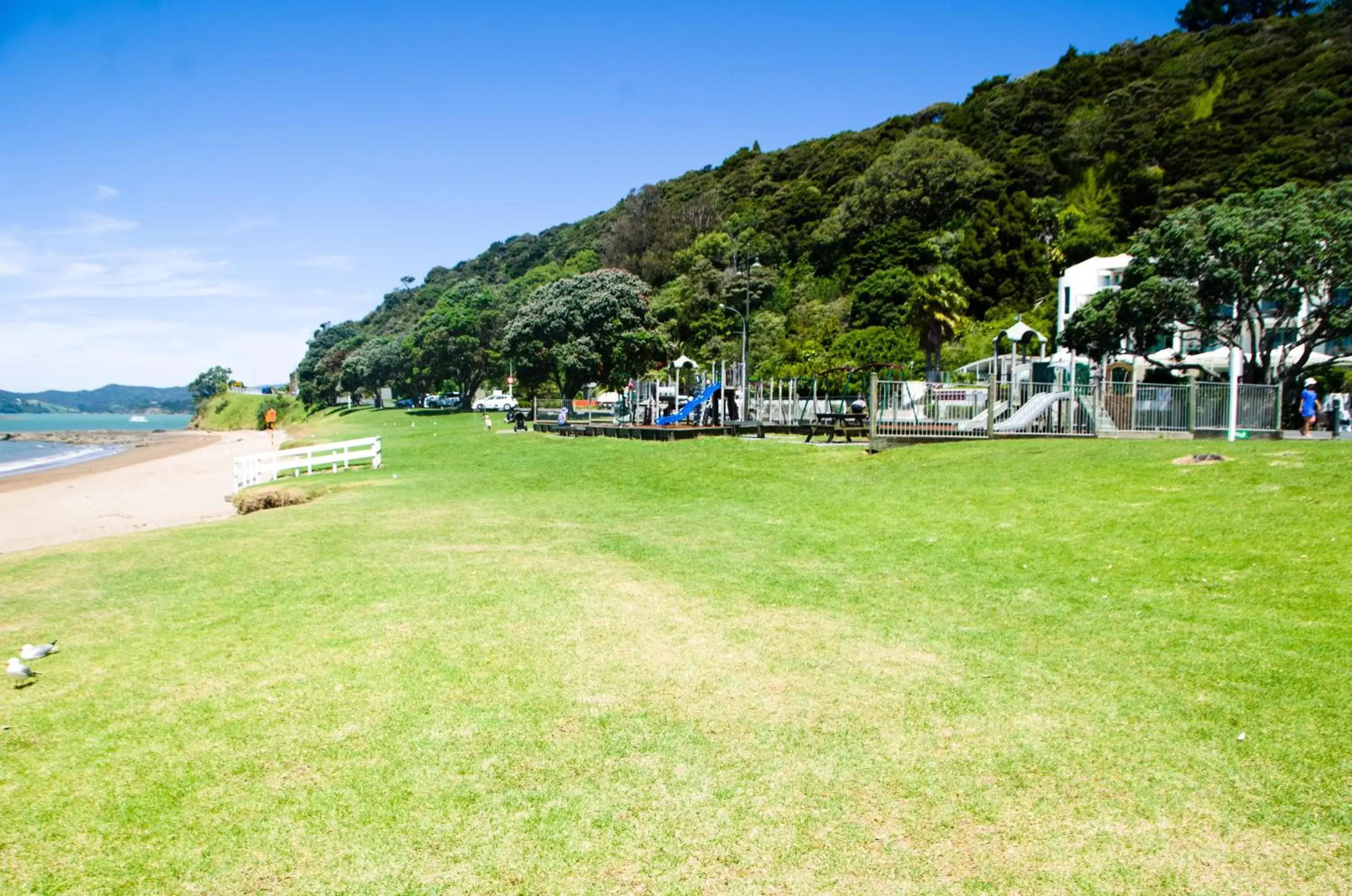 Beach in Bay Sands Seafront Studios