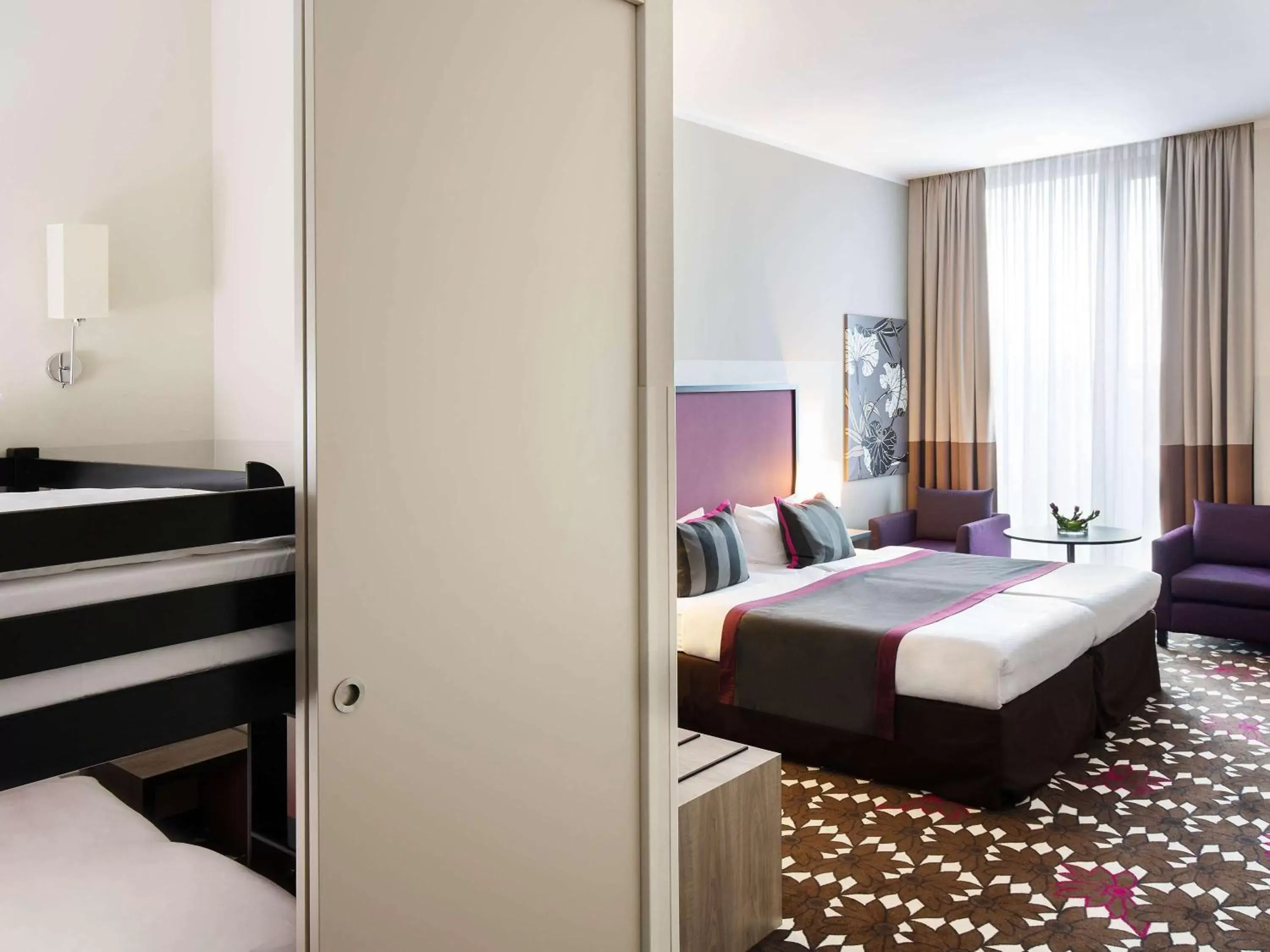 Other, Bed in Mercure Hotel MOA Berlin