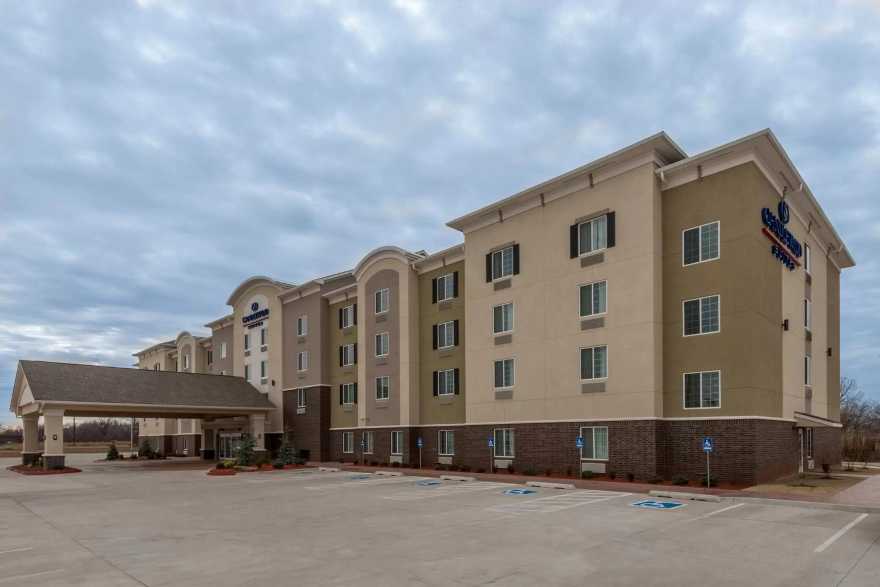 Property building in Candlewood Suites Del City by IHG Property building in Candlewood Suites Del City by IHG