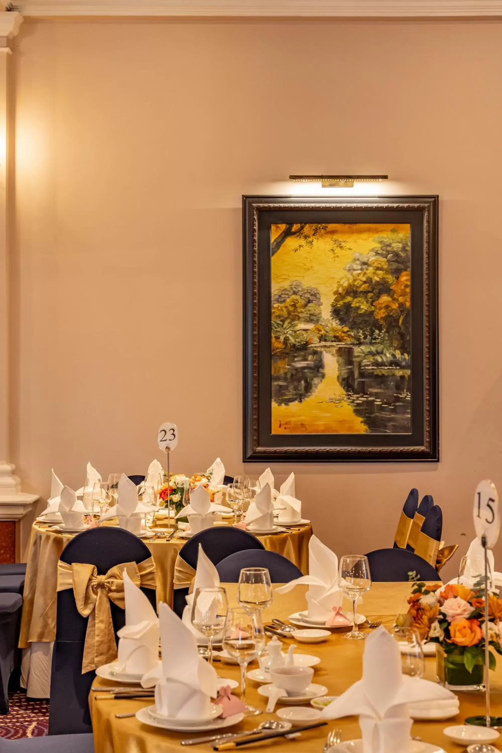 wedding, Restaurant/Places to Eat in Hotel Majestic Saigon