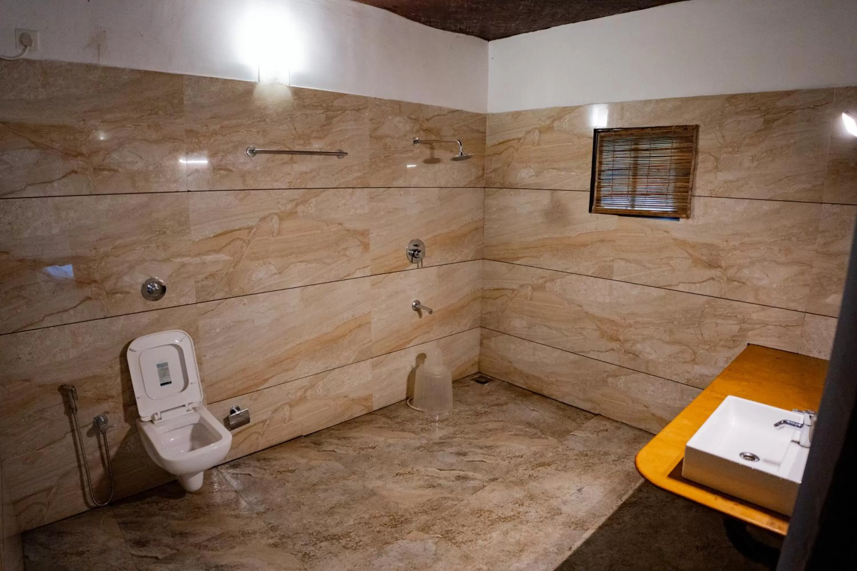 Bathroom in Edens Munnar