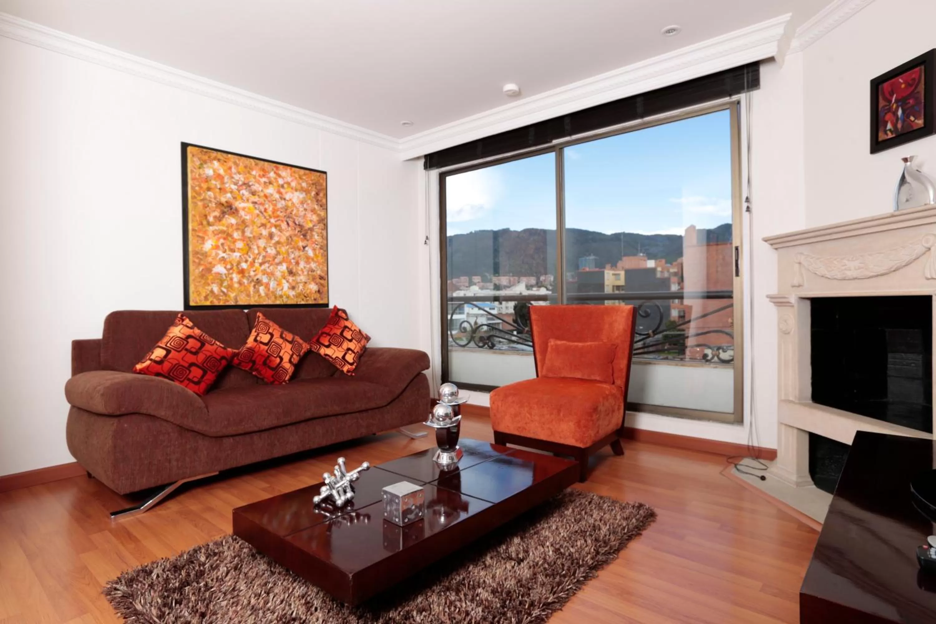 Photo of the whole room in Hotel Suites 108