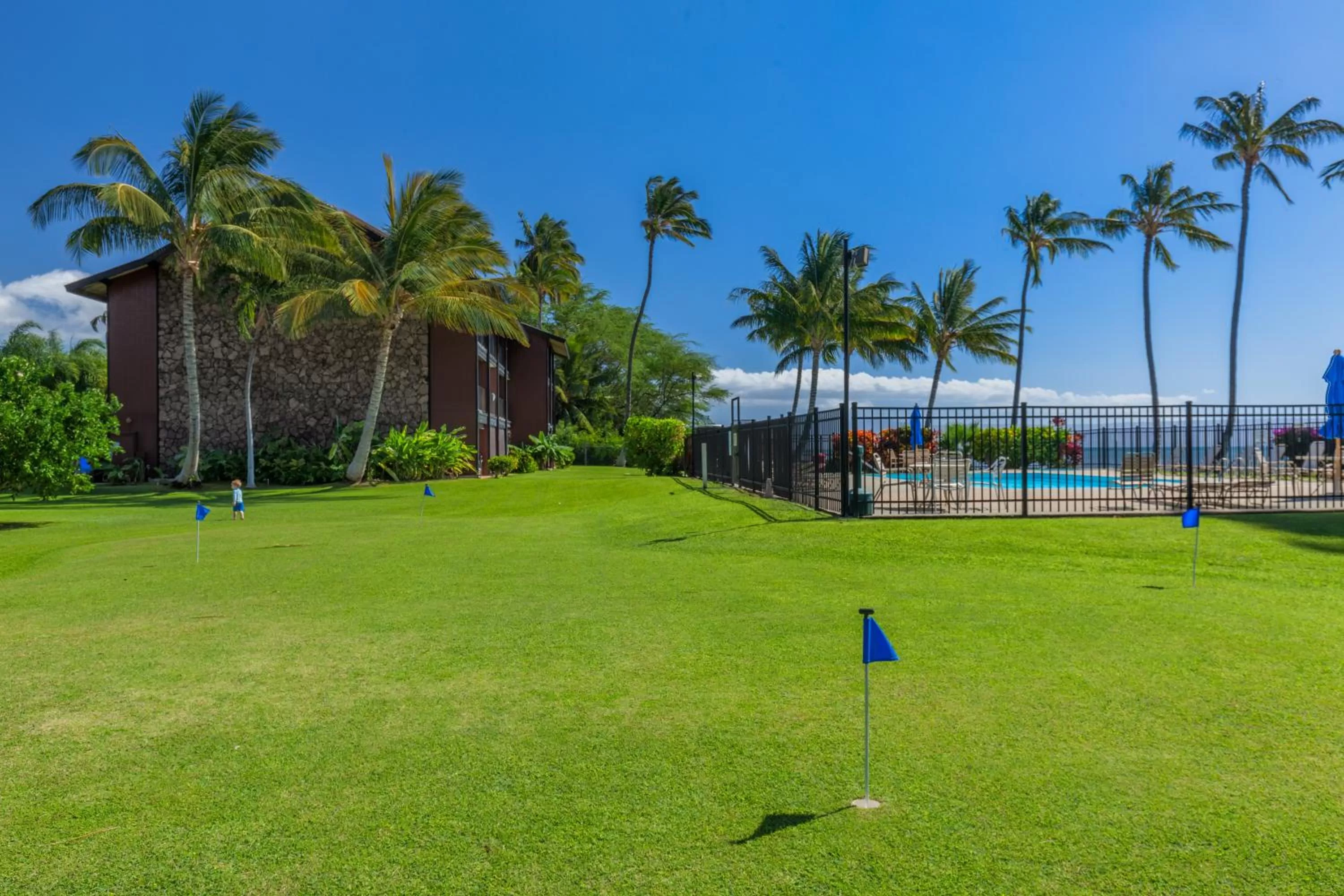Minigolf in Castle at Moloka'i Shores