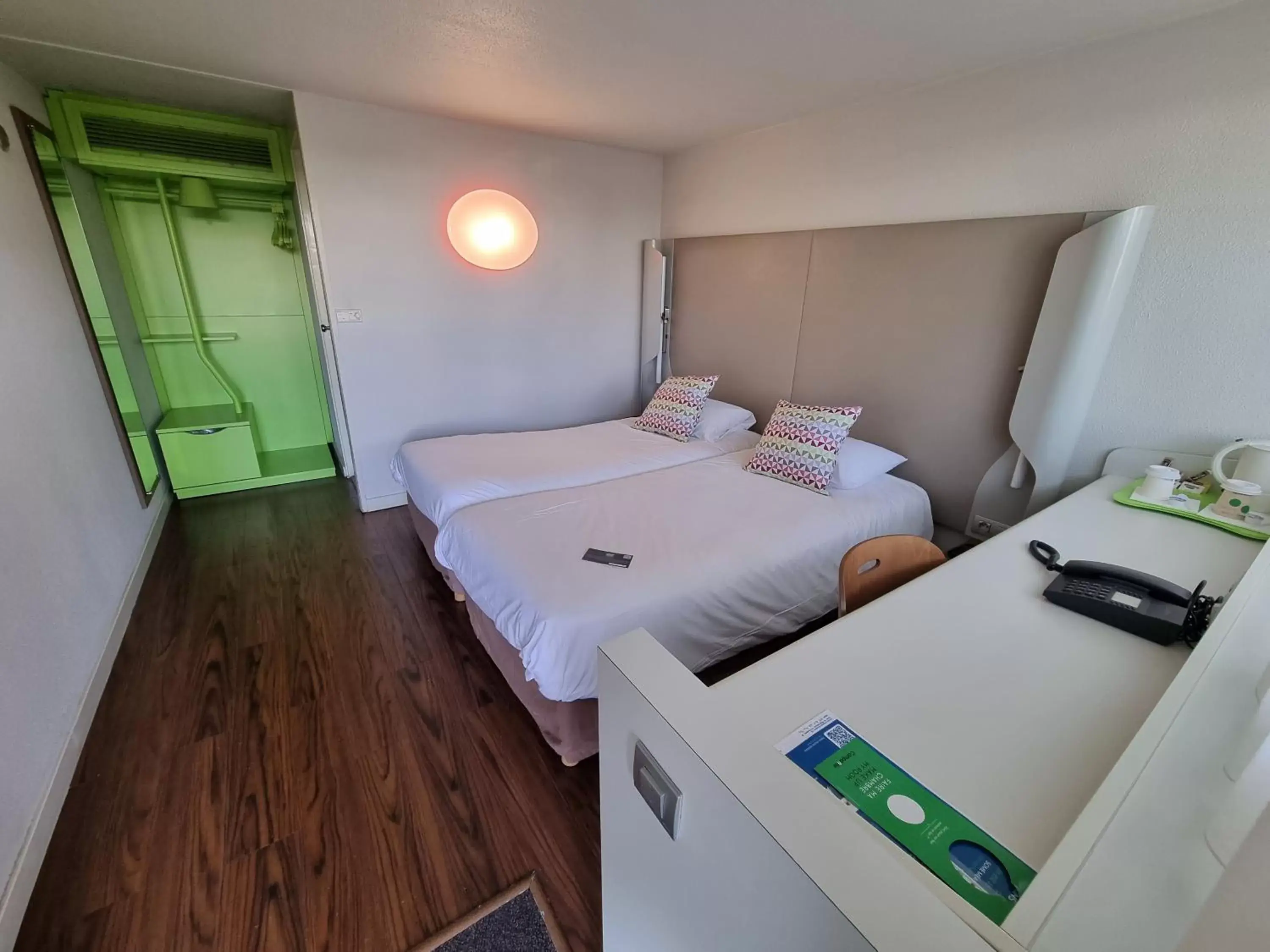 Photo of the whole room, Bed in Campanile Toulouse - Blagnac Aéroport