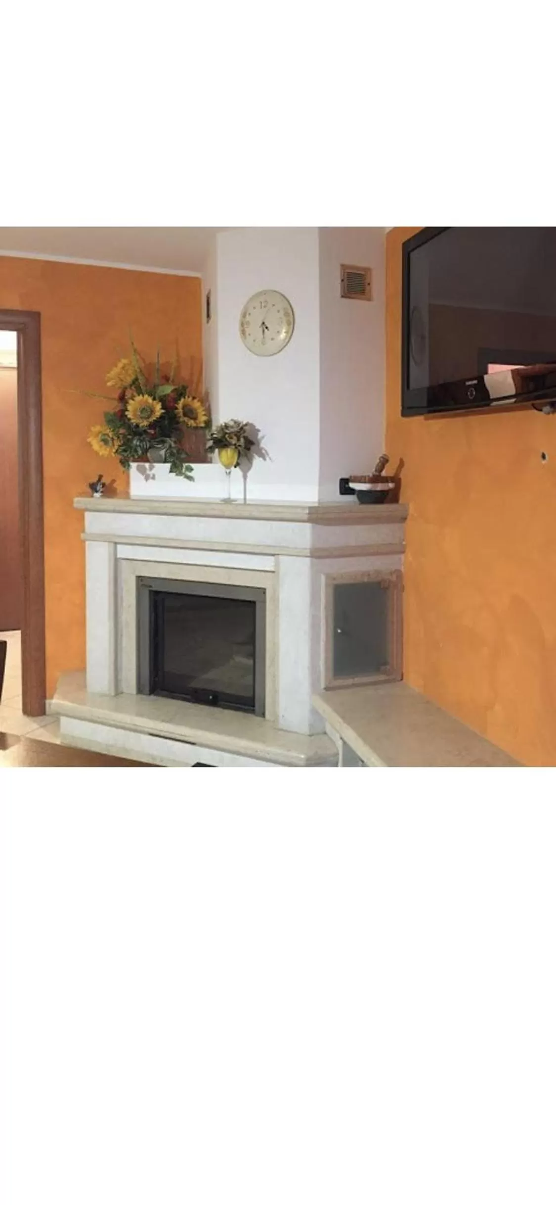 Communal lounge/ TV room in B&B Casa Magaldi