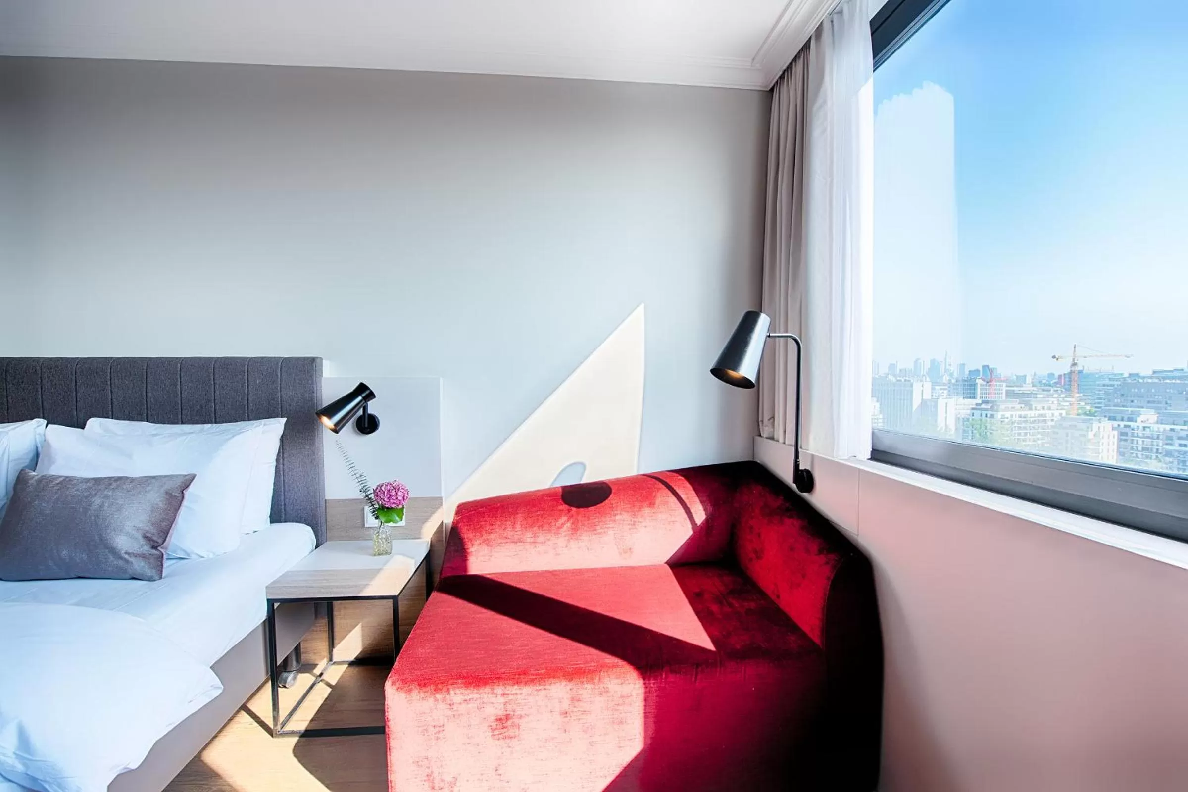 Photo of the whole room, Bed in Crowne Plaza Frankfurt Congress Hotel by IHG