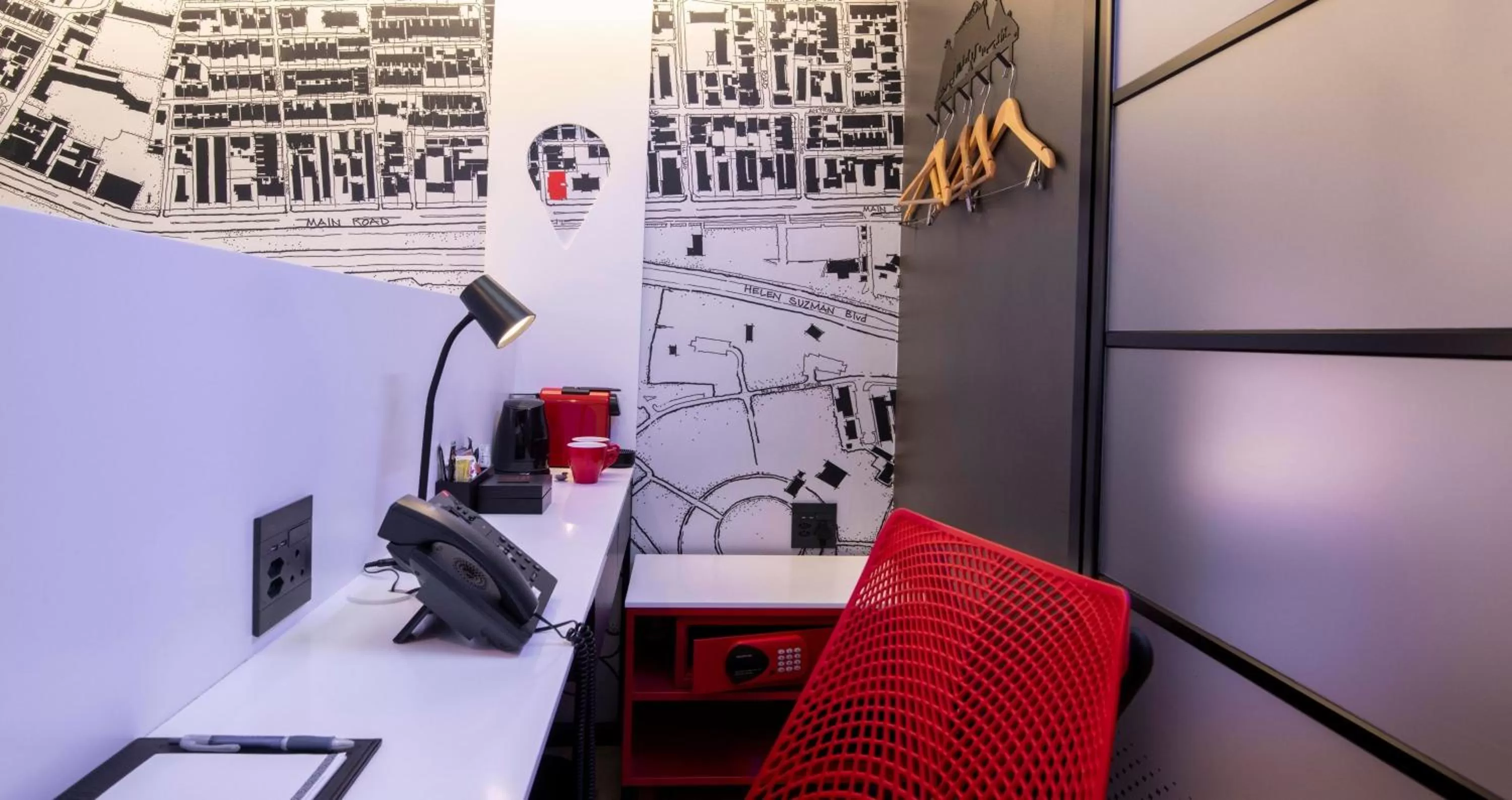 Deluxe Room in ANEW Hotel Green Point Cape Town