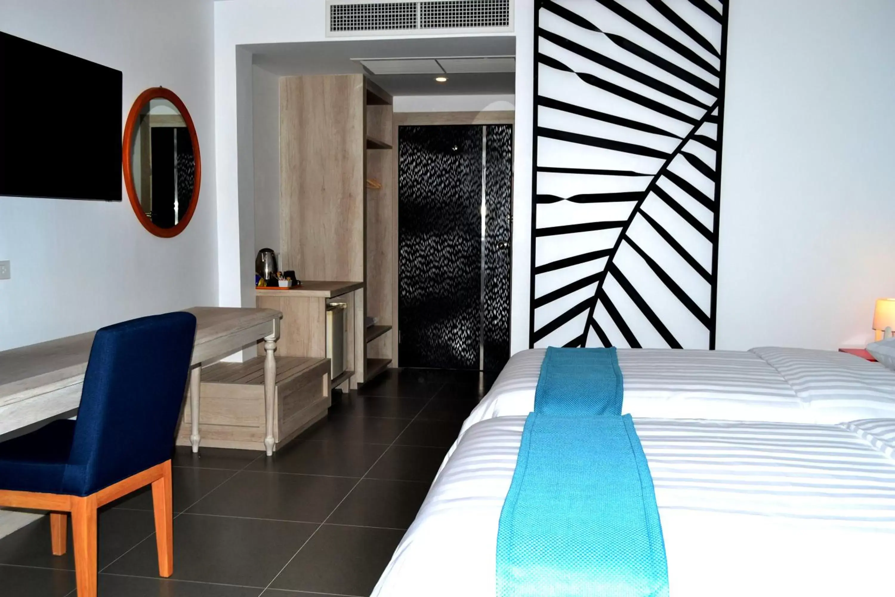 Bedroom, Bed in Flipper Lodge Hotel - SHA Extra Plus