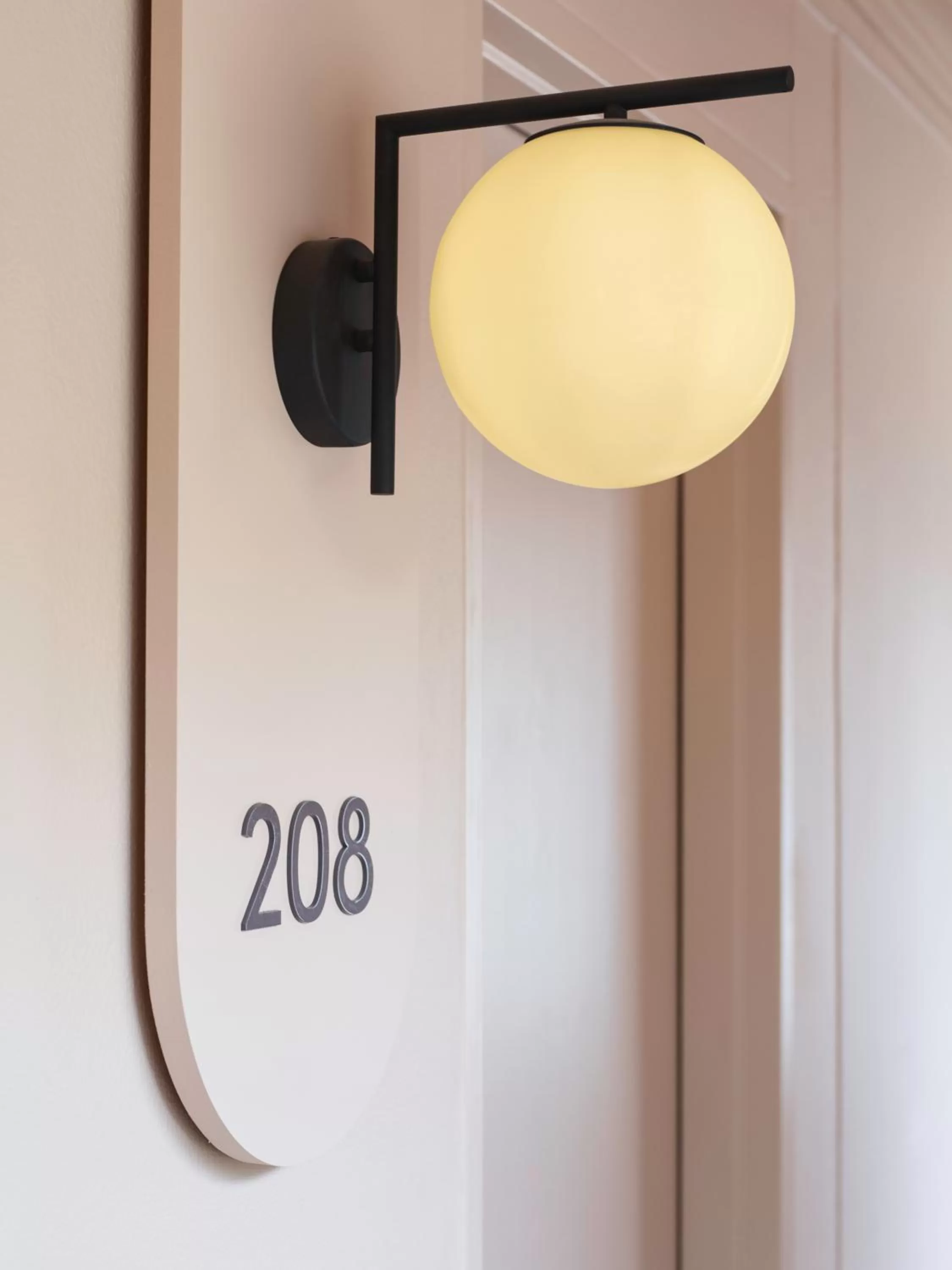 Area and facilities in Kyah