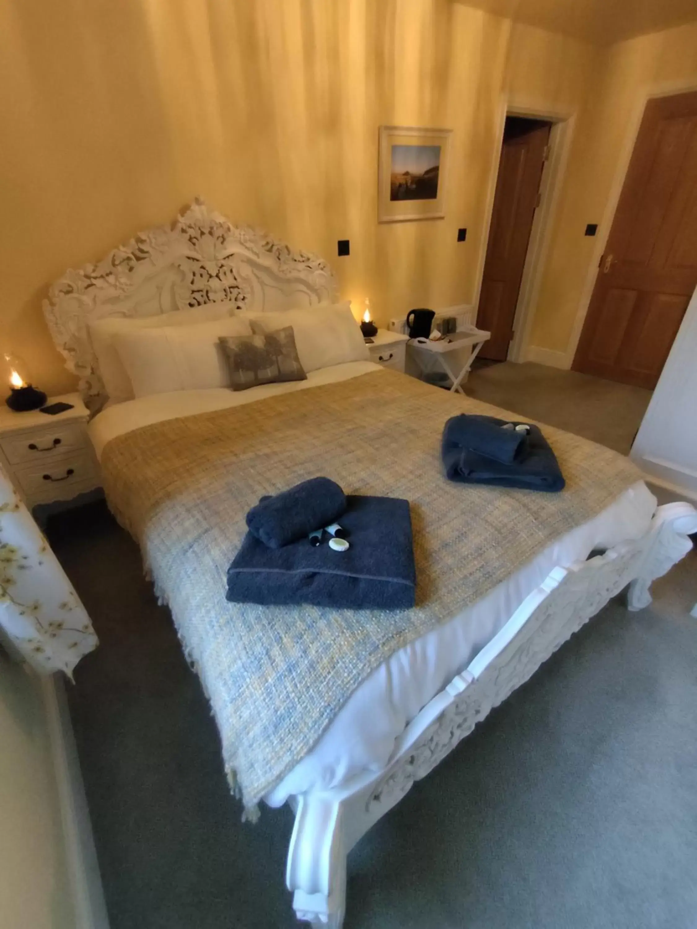 Bed in East Dart Inn