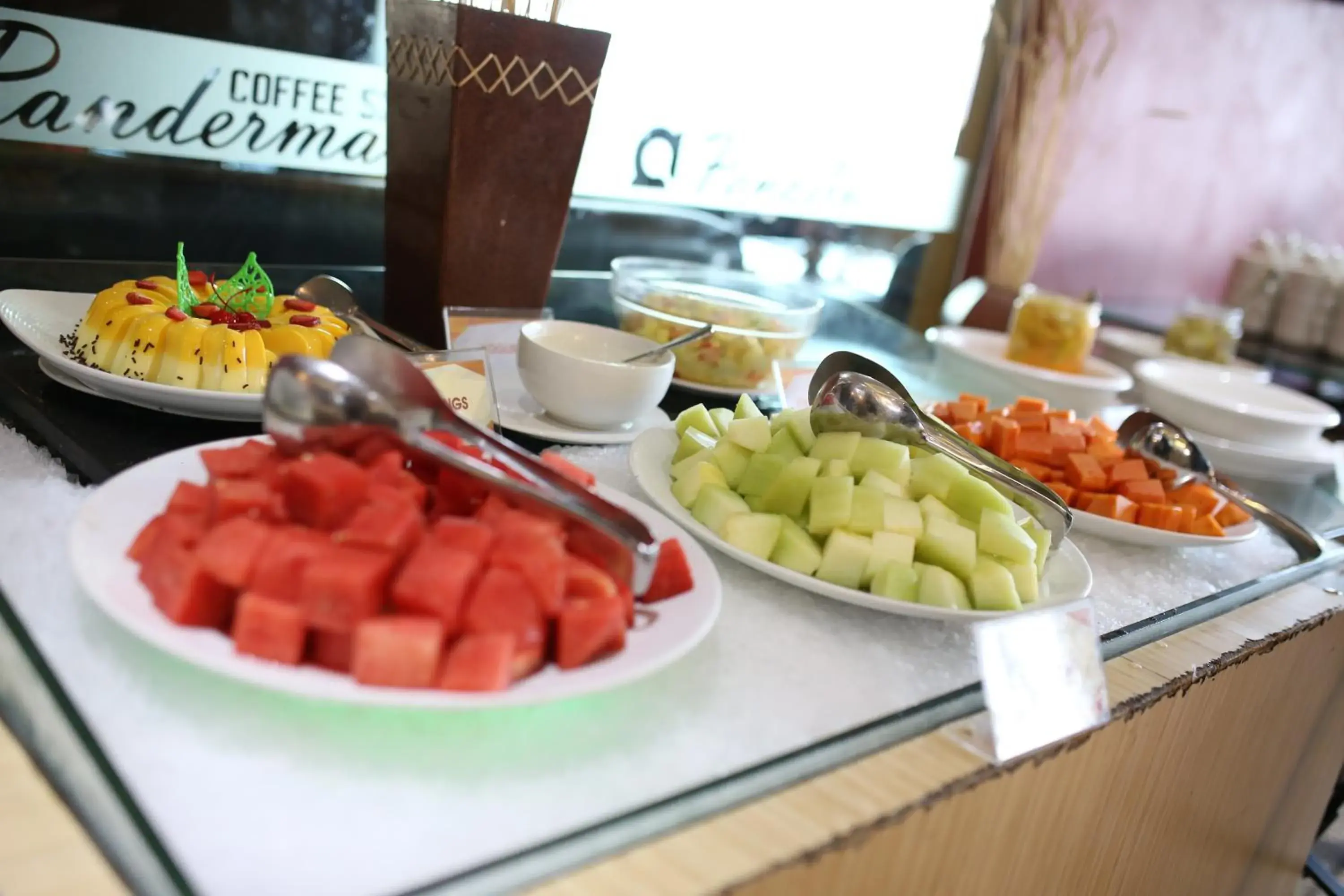 Breakfast in Aria Gajayana Hotel
