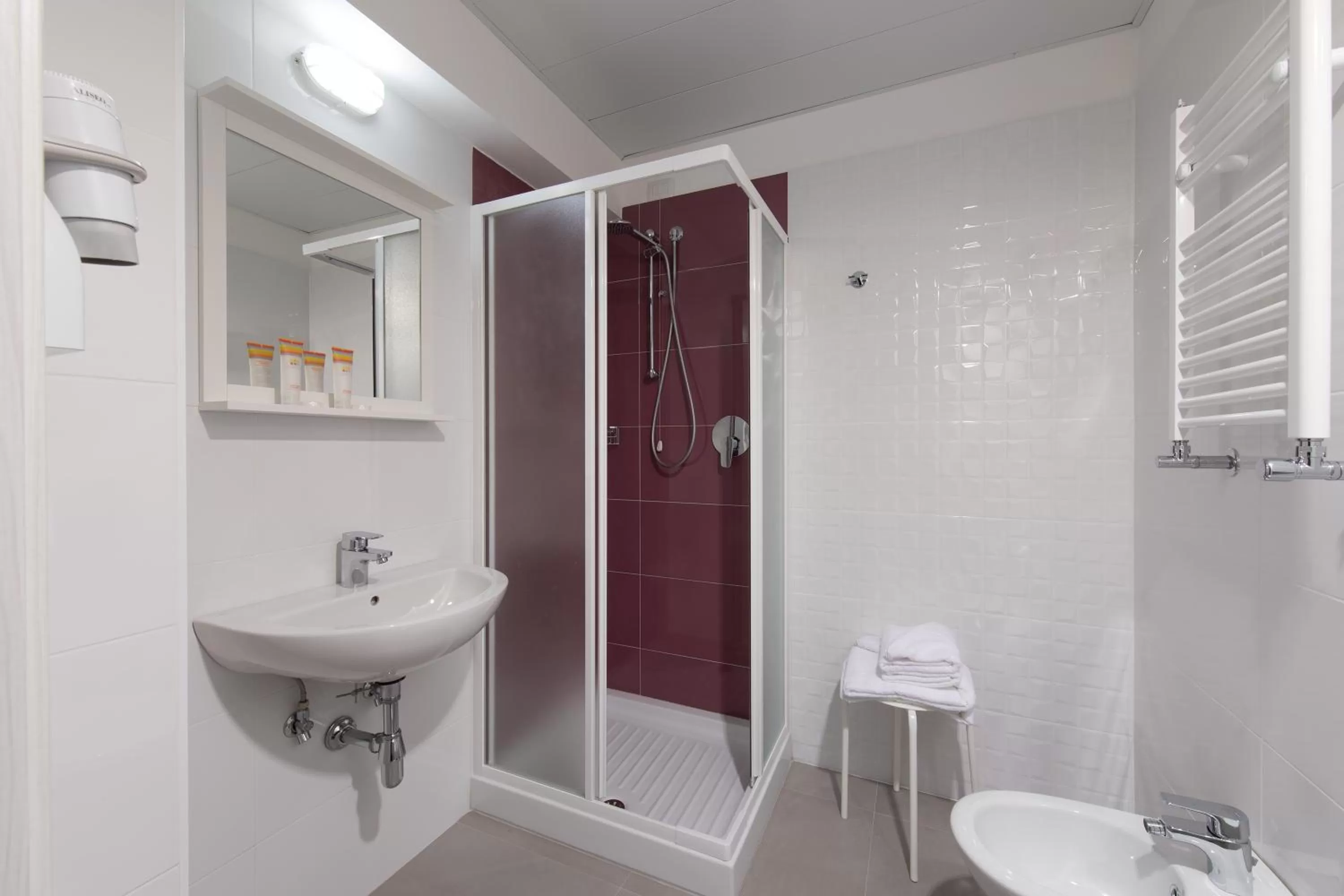 Bathroom in The RomeHello