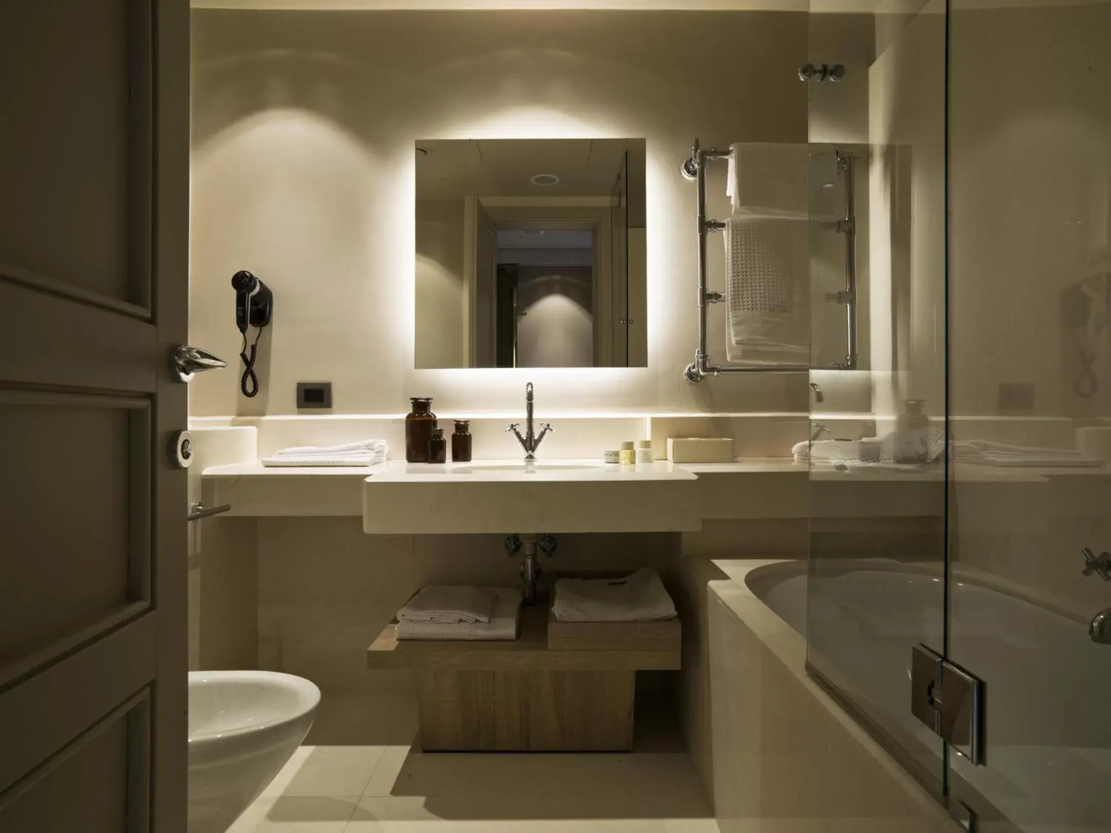 Bathroom in A.Roma Lifestyle Hotel
