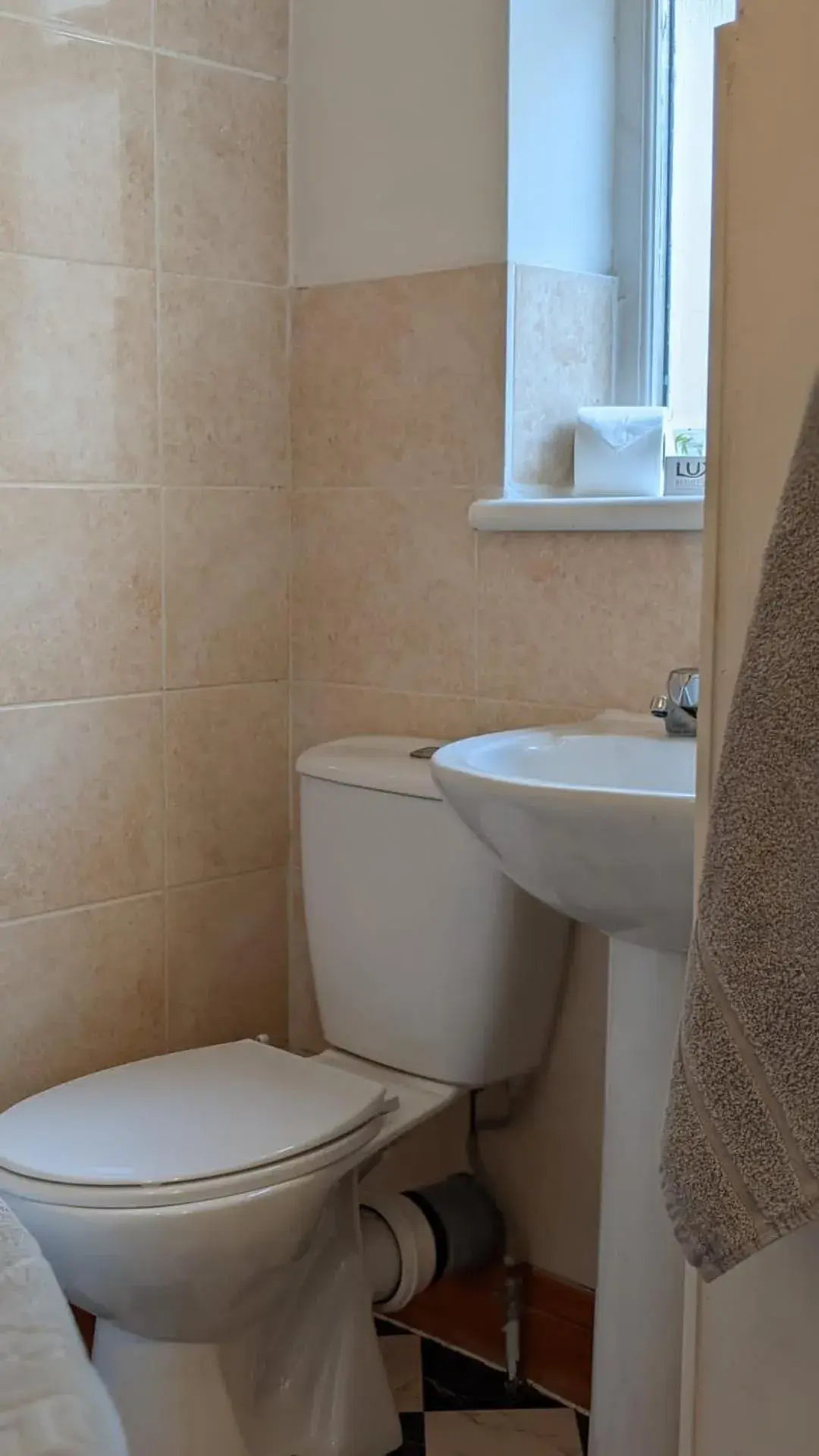 Bathroom in Old Palace Guest House