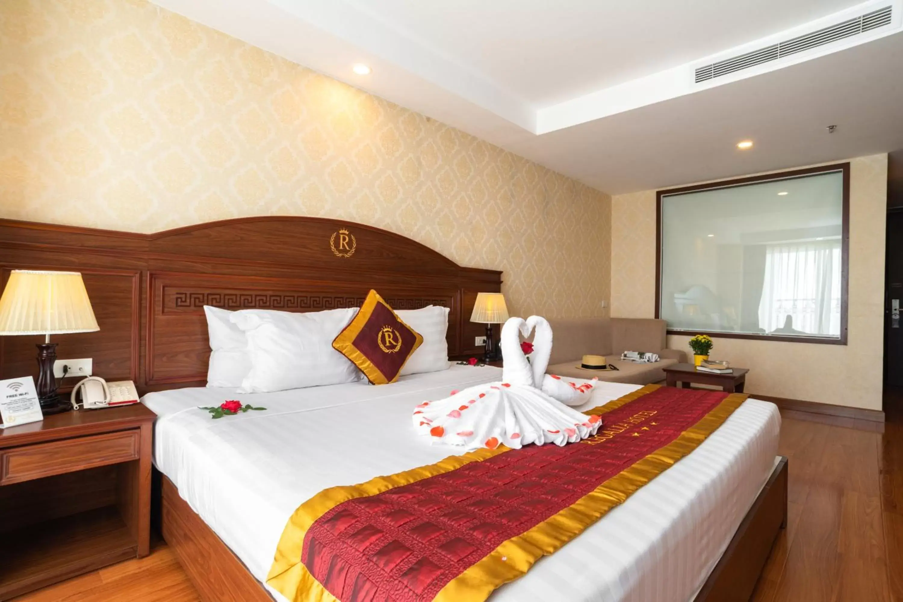 Bedroom, Bed in Regalia Nha Trang