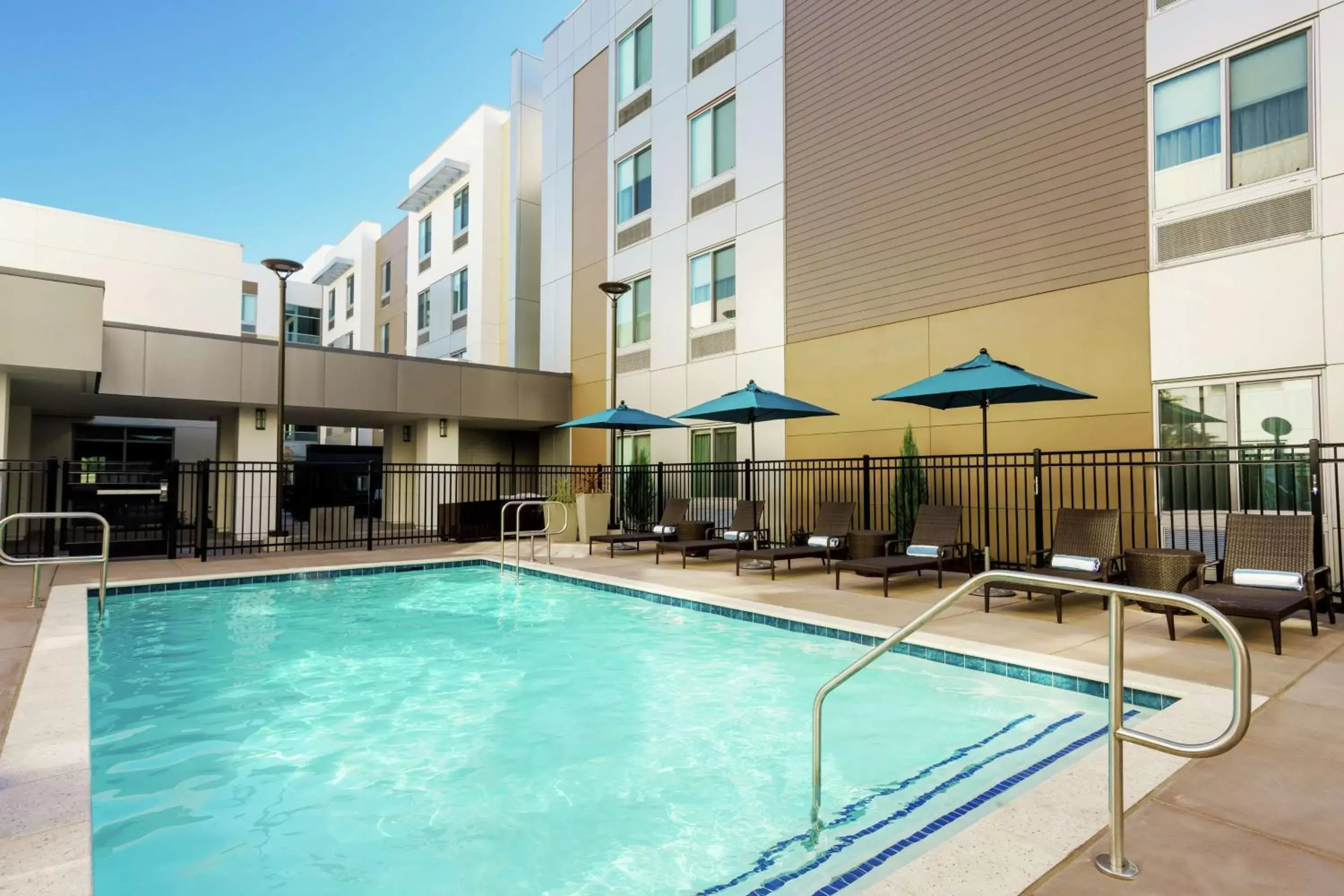 Swimming Pool in Homewood Suites By Hilton San Jose North