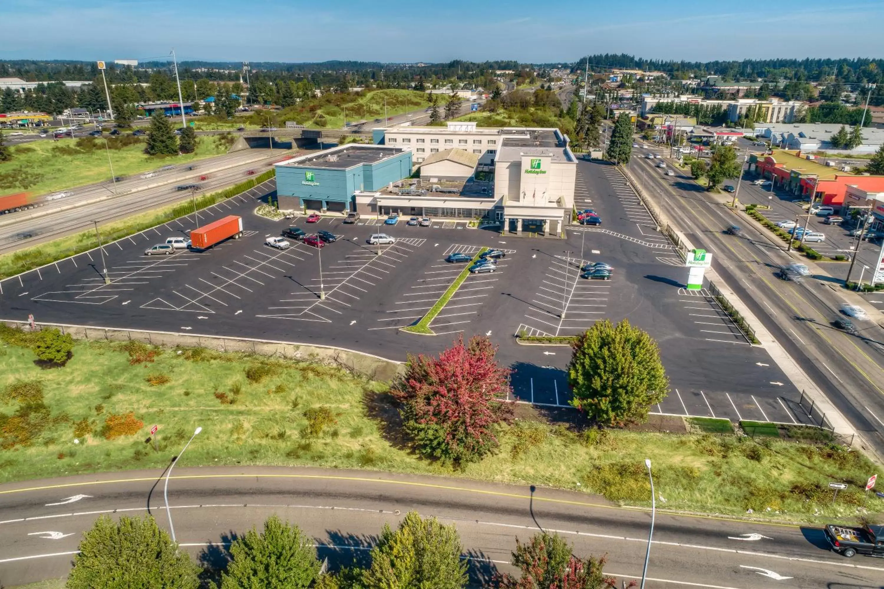 Property building, Bird's-eye View in Holiday Inn Tacoma Mall, an IHG Hotel