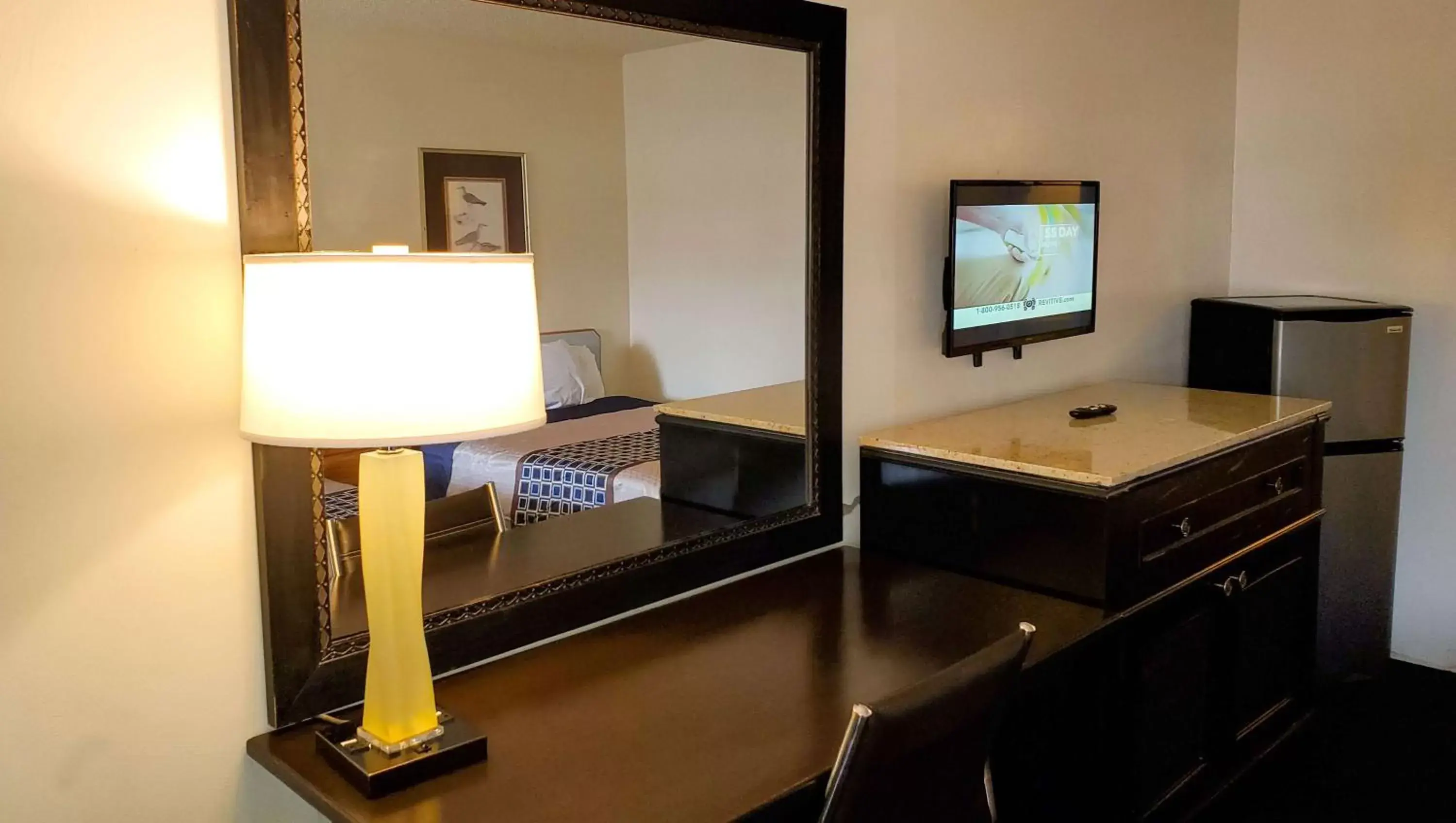 Photo of the whole room, TV/Entertainment Center in Magnuson Hotel Sierra Vista