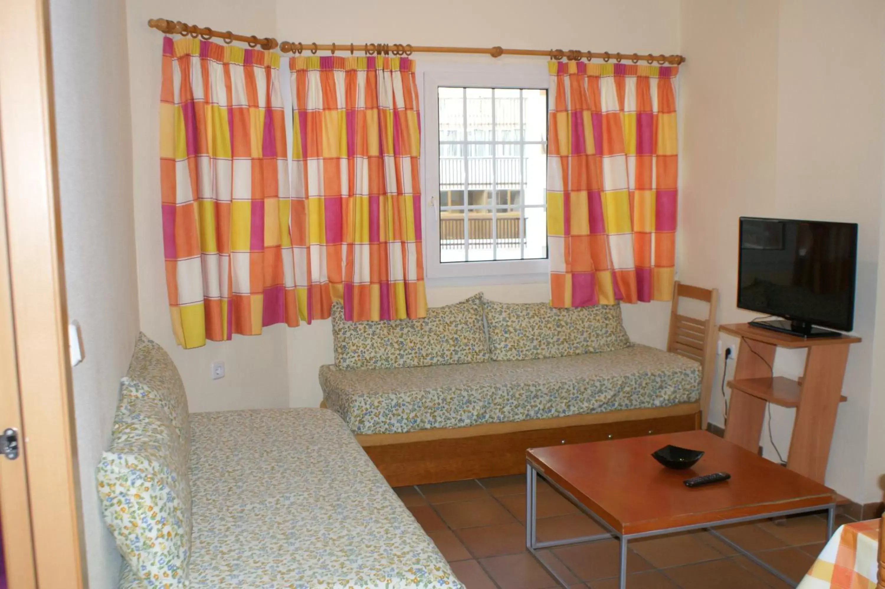 Day, Seating Area in Apartamentos Sierra Nevada Welcome