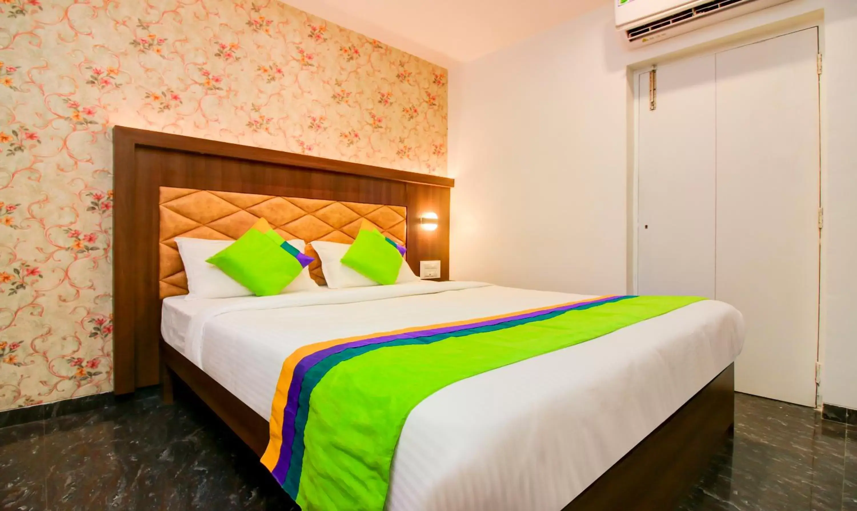 Bedroom, Bed in Treebo Arvind Residency Bedroom, Bed in Treebo Arvind Residency